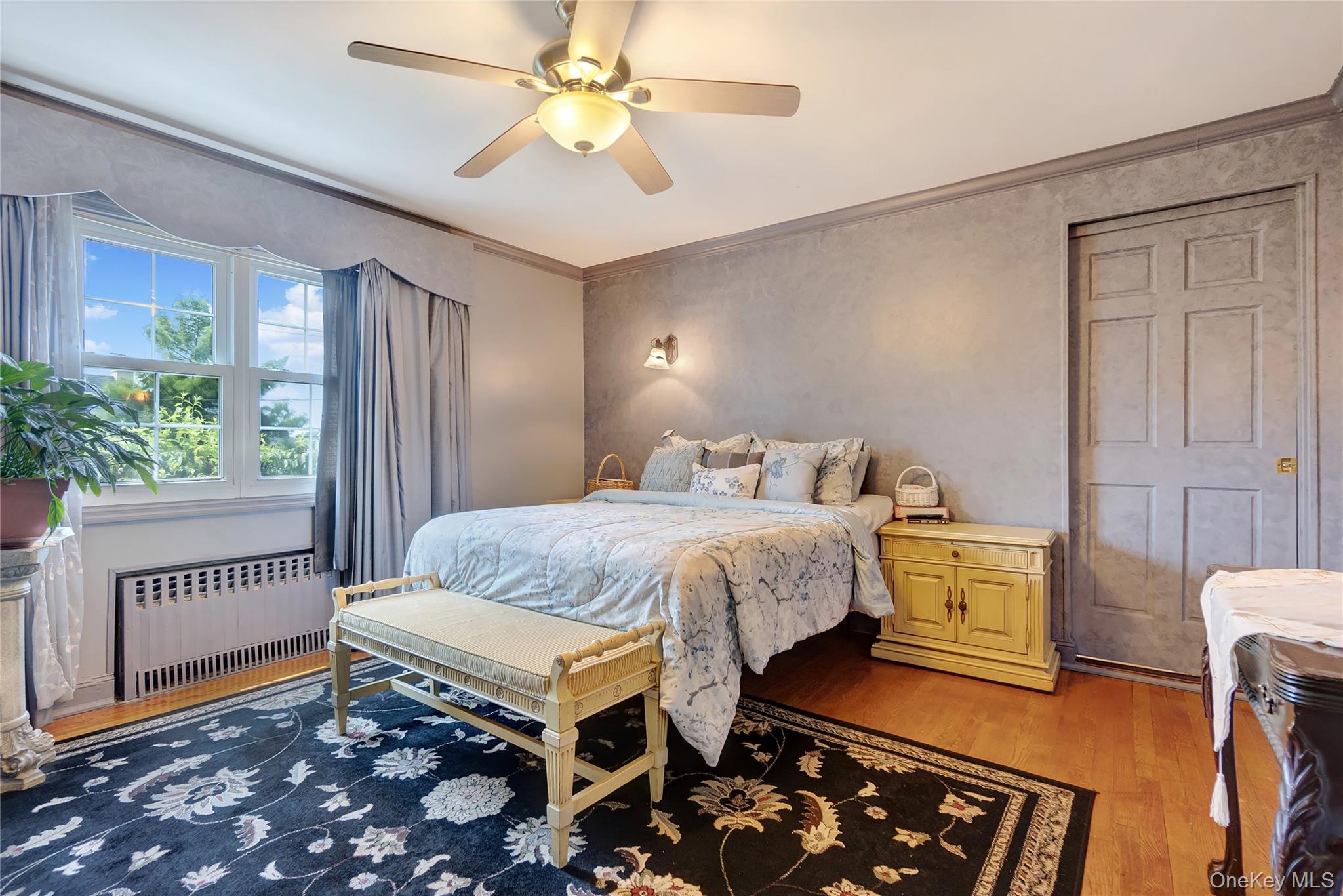 428 Beach 131st Street, Belle Harbor, NY 11694