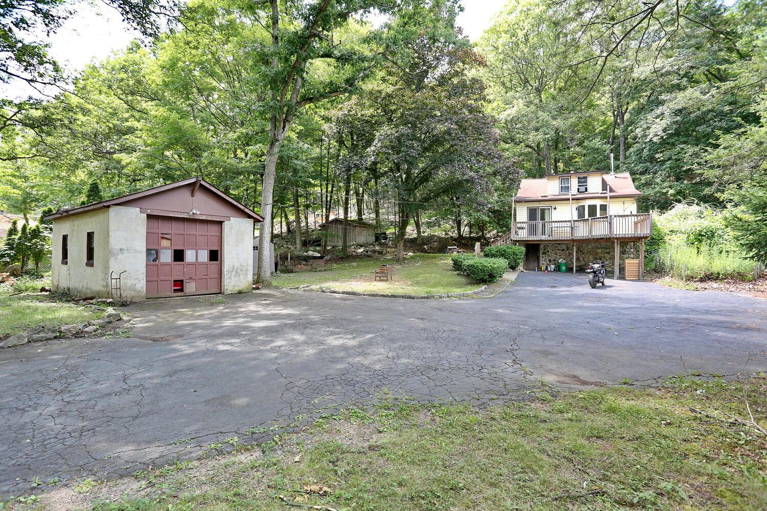 329 Call Hollow Road, Haverstraw, NY 10980