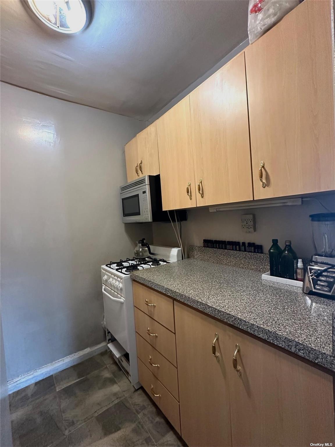 78-06 46th Avenue # 6F, Elmhurst, NY 11373