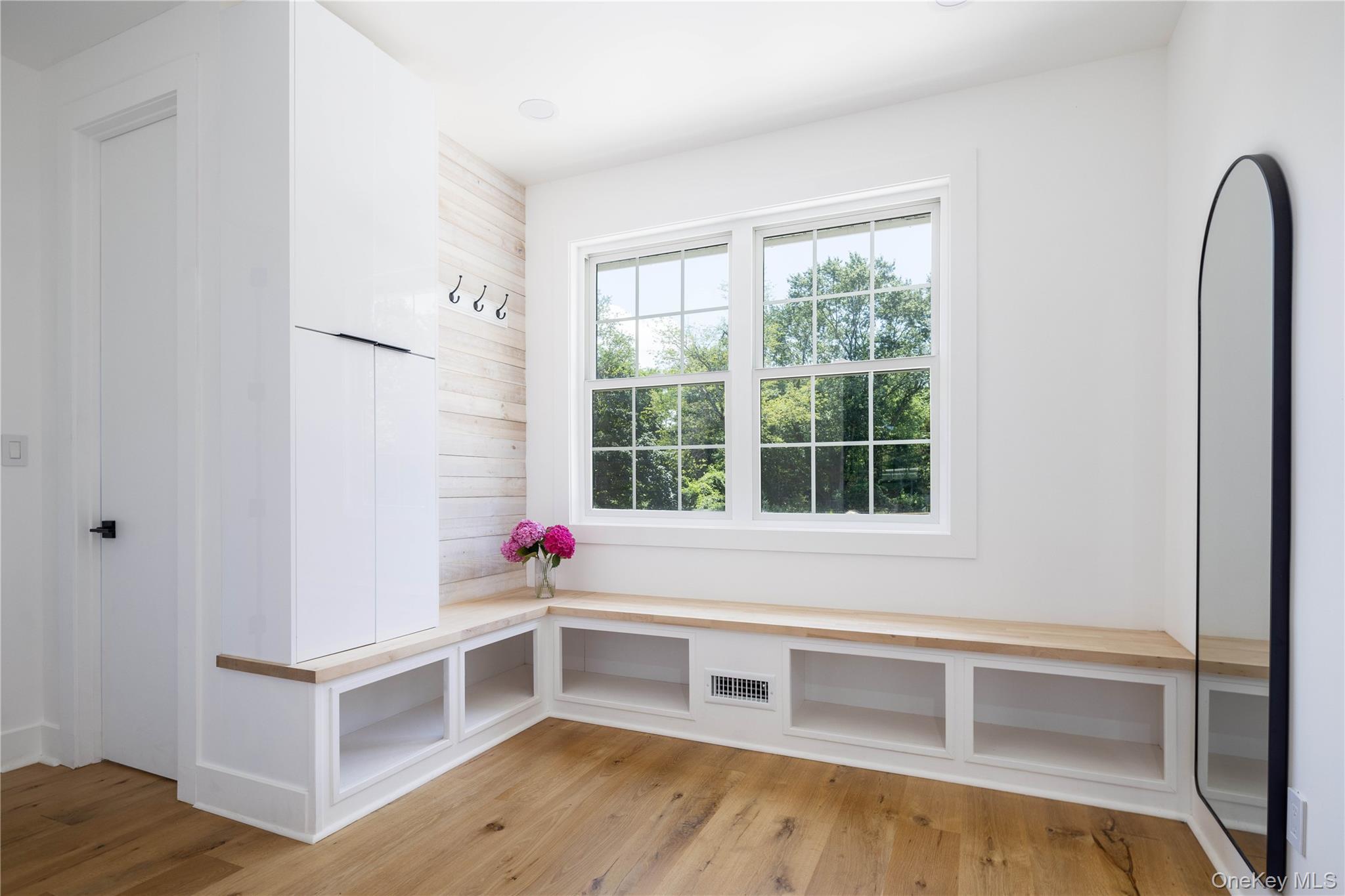 2060 Shipyard Lane, East Marion, NY 11939