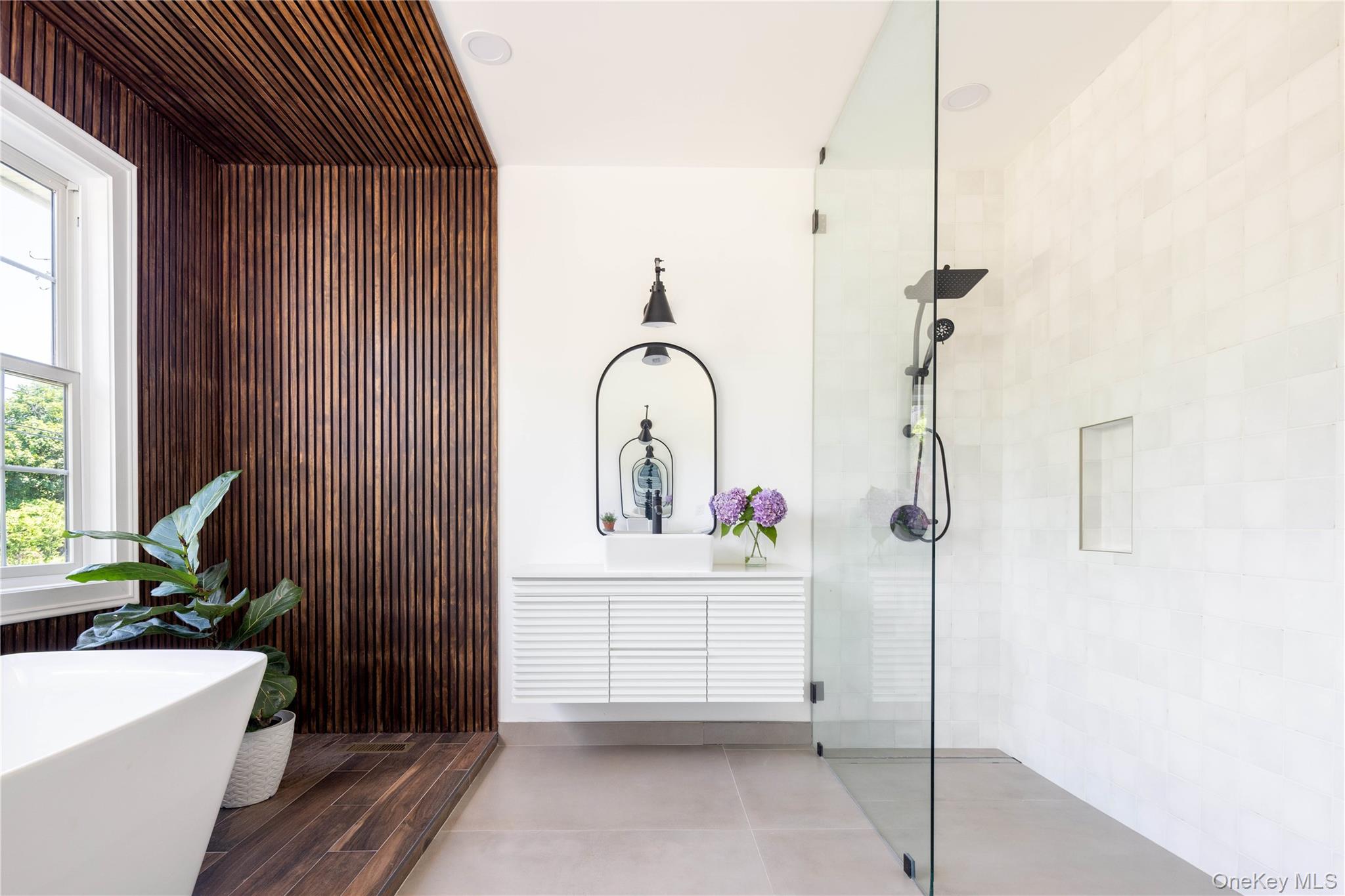 2060 Shipyard Lane, East Marion, NY 11939