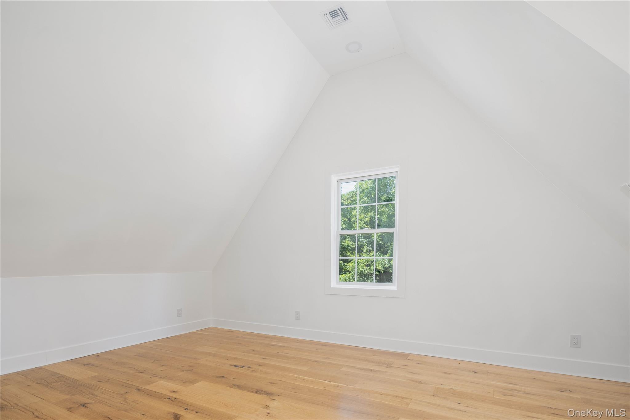 2060 Shipyard Lane, East Marion, NY 11939