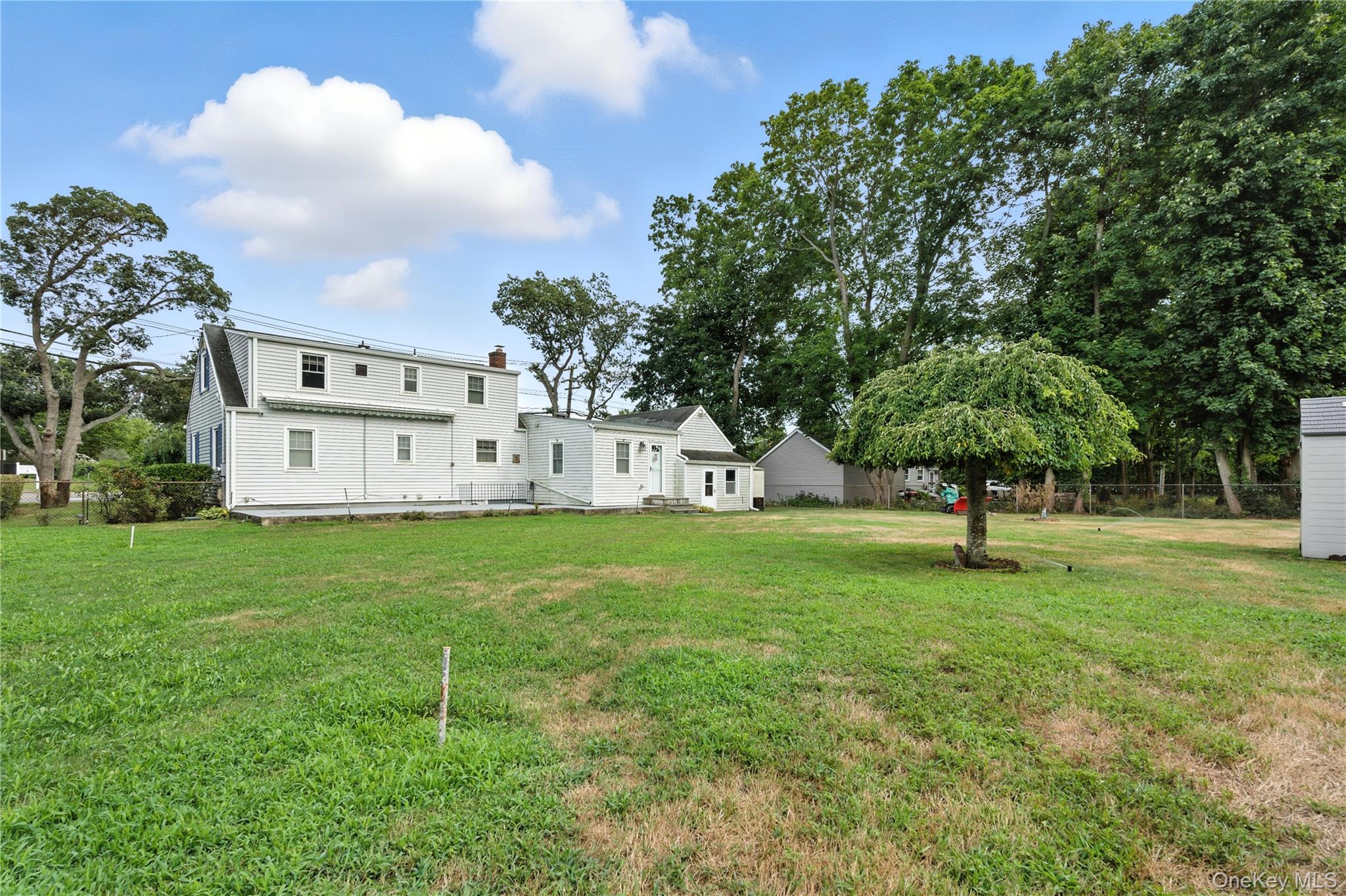 1547 Walt Whitman Road, Melville, NY 11747