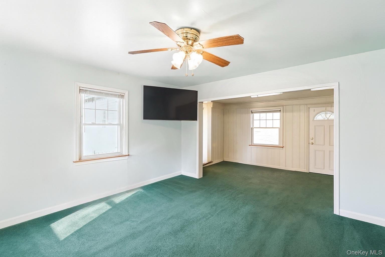 1547 Walt Whitman Road, Melville, NY 11747