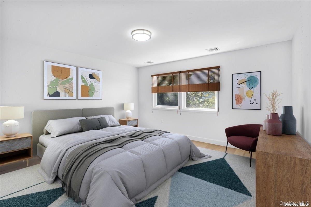 23 Flower Lane, New Hyde Park, NY 11040