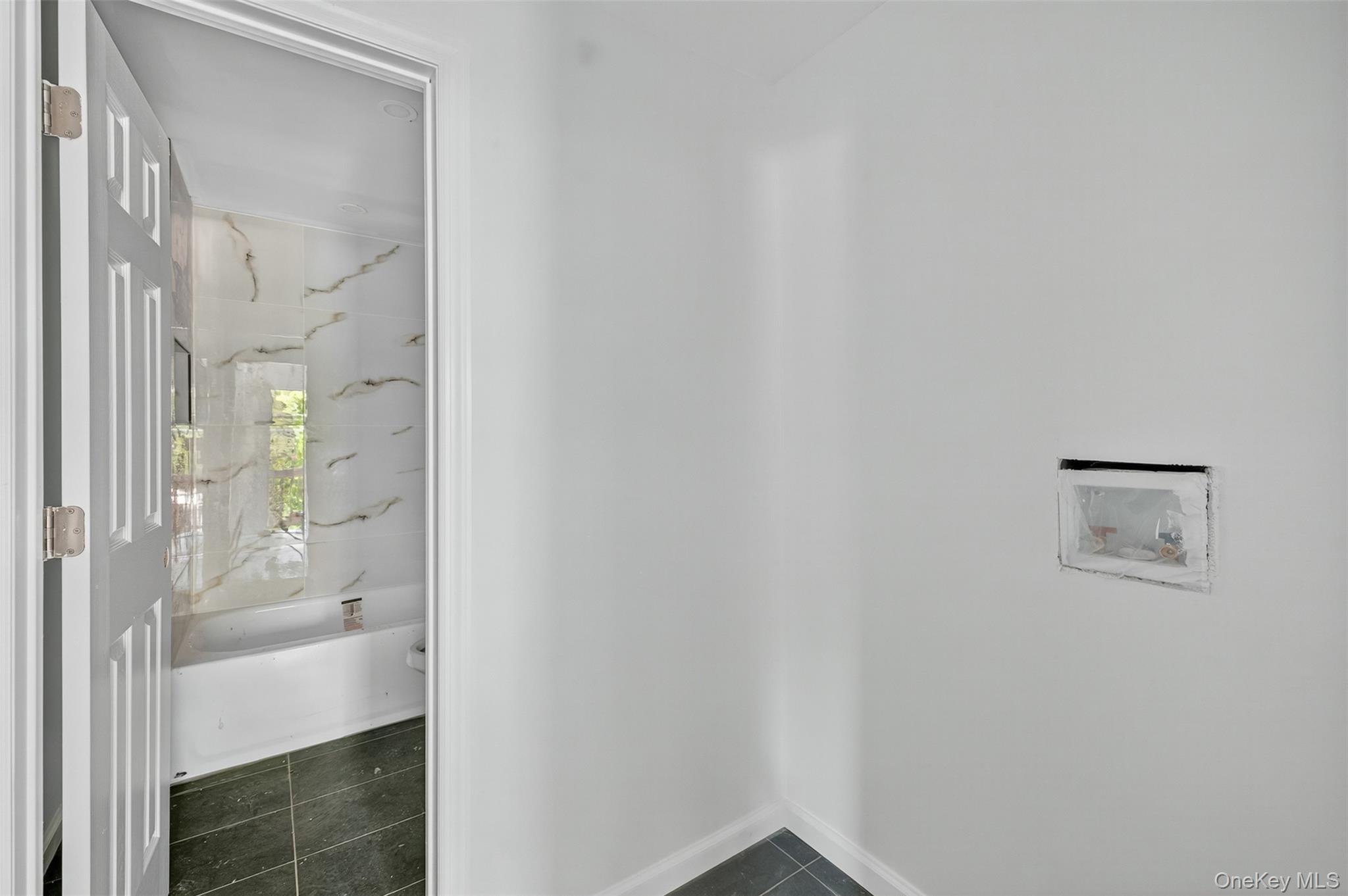 7 2nd Avenue, Unionville, NY 10988