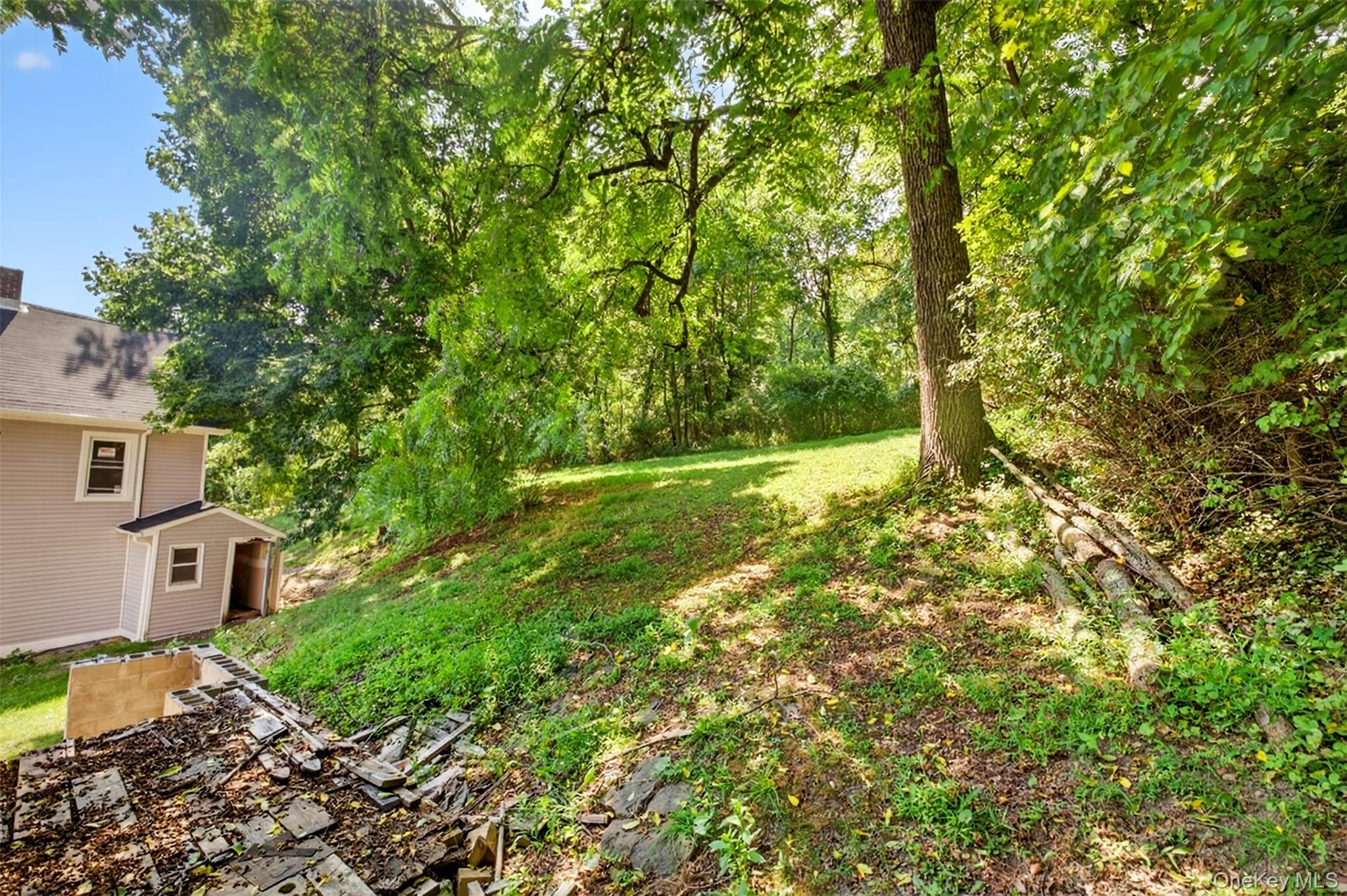 7 2nd Avenue, Unionville, NY 10988