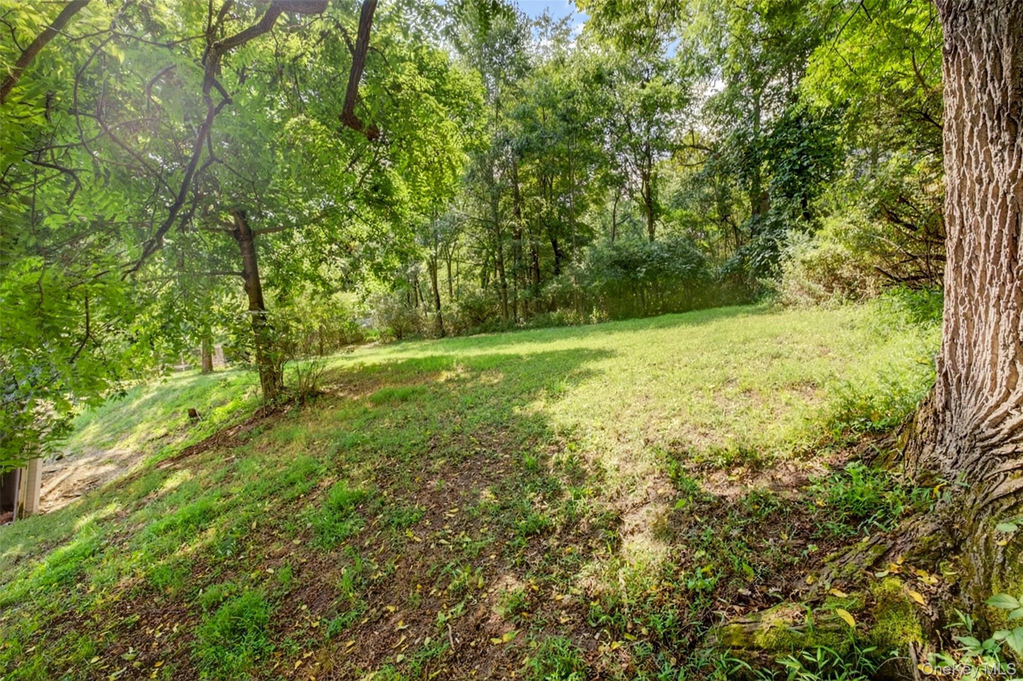 7 2nd Avenue, Unionville, NY 10988