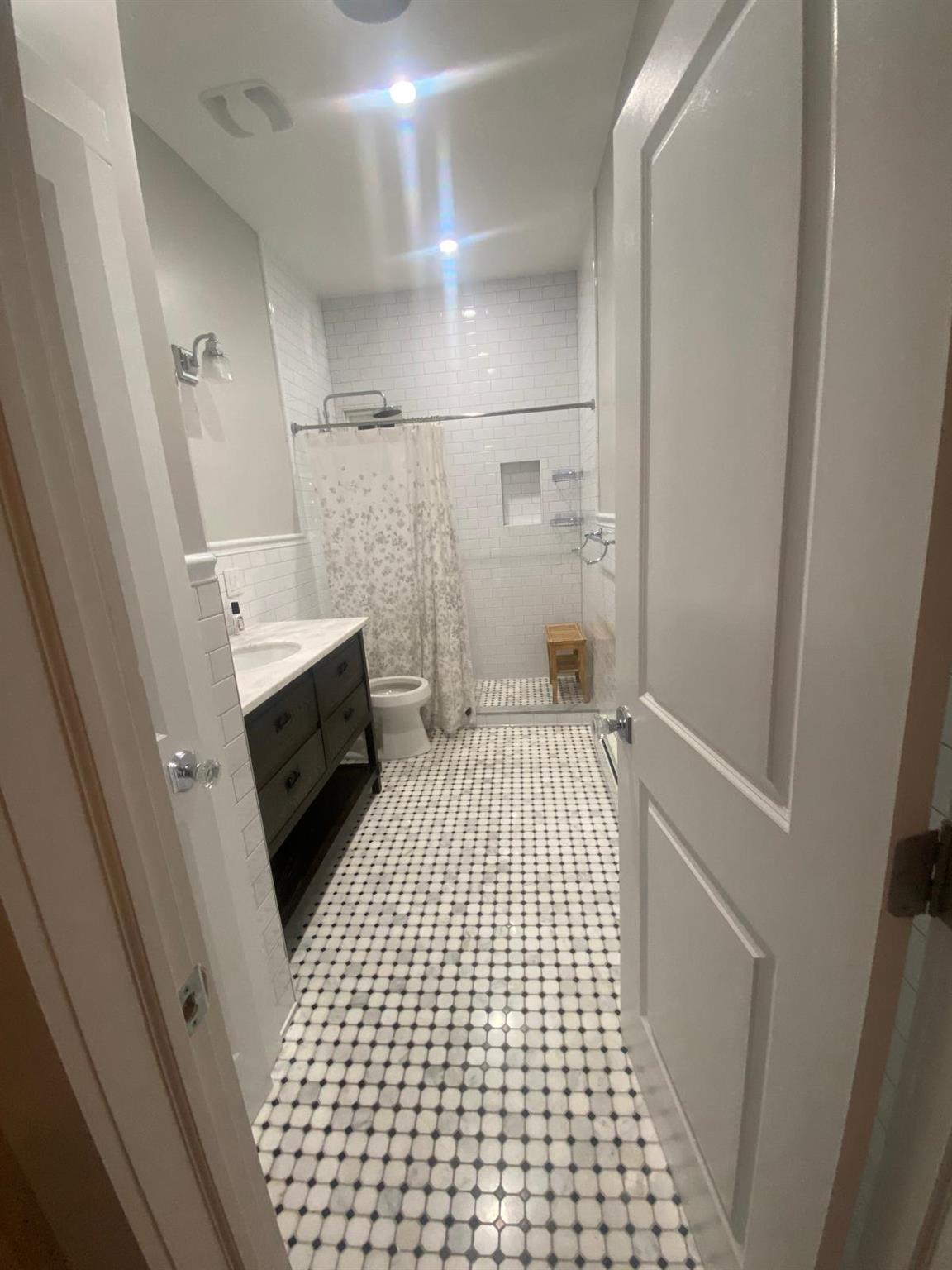 32-29 44th Street, Astoria, NY 11103