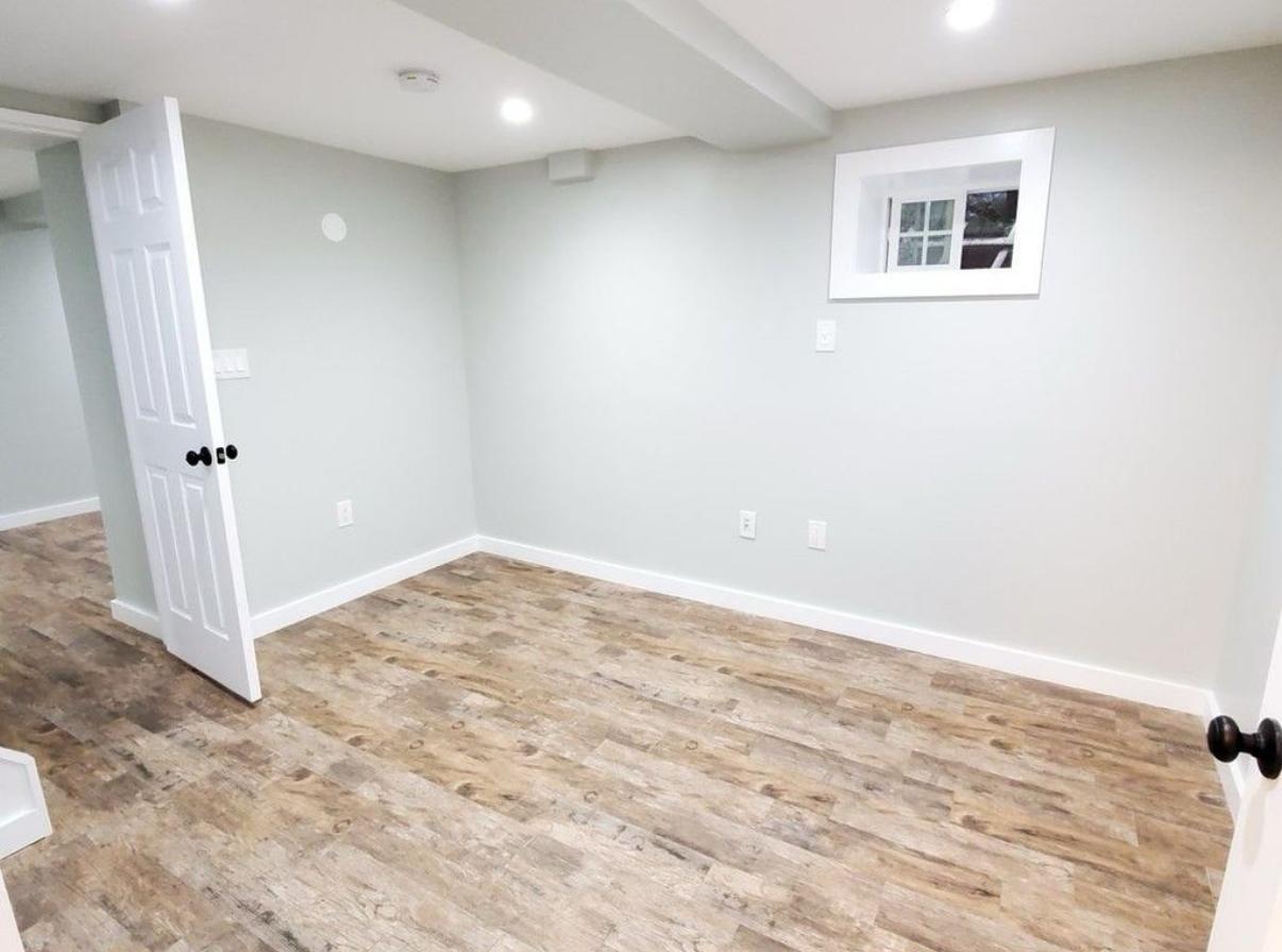 32-29 44th Street, Astoria, NY 11103