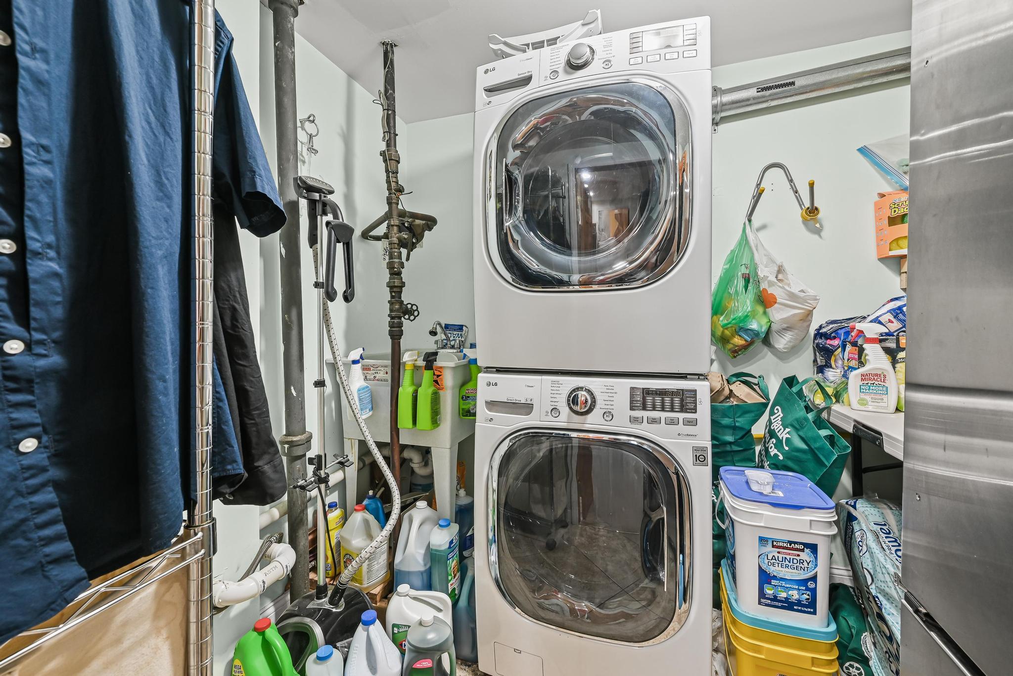 8210 214th Street, Hollis Hills, NY 11427