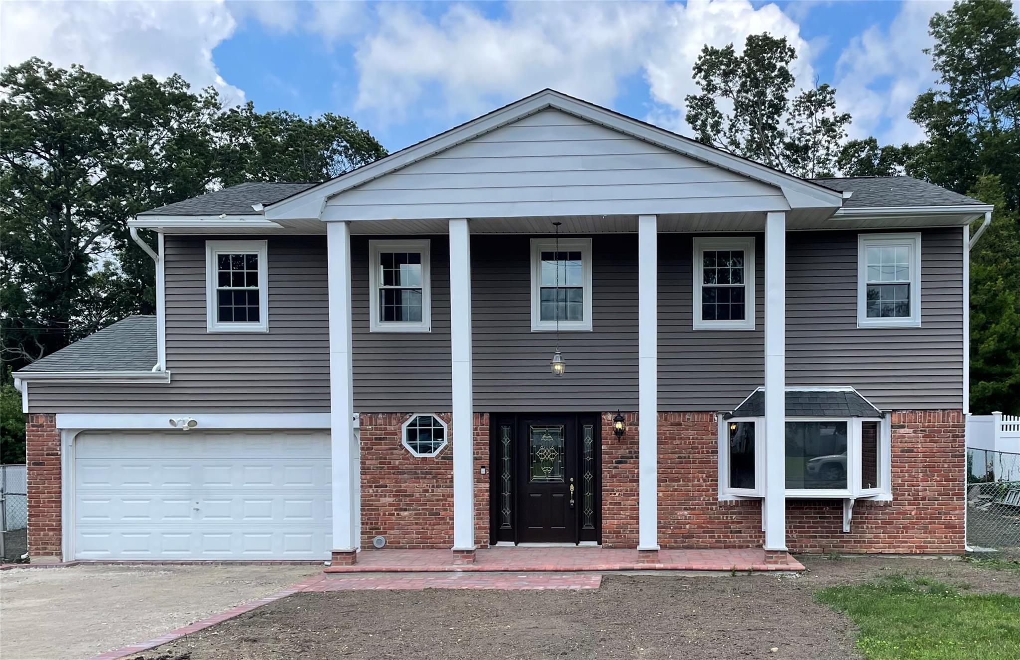 54 Schneider, Hauppauge, NY 11788