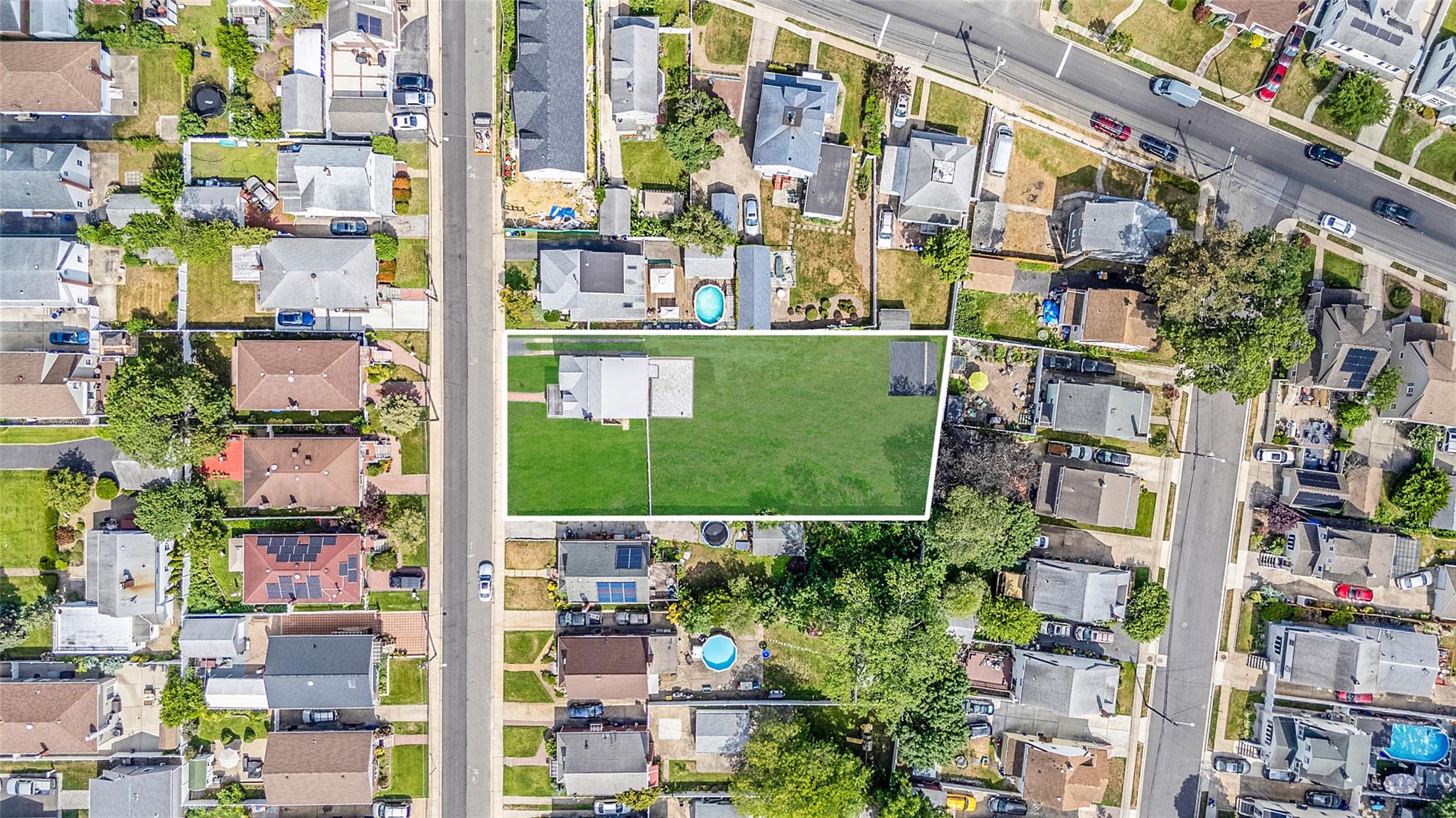 16 Felton Avenue, Valley Stream, NY 11580