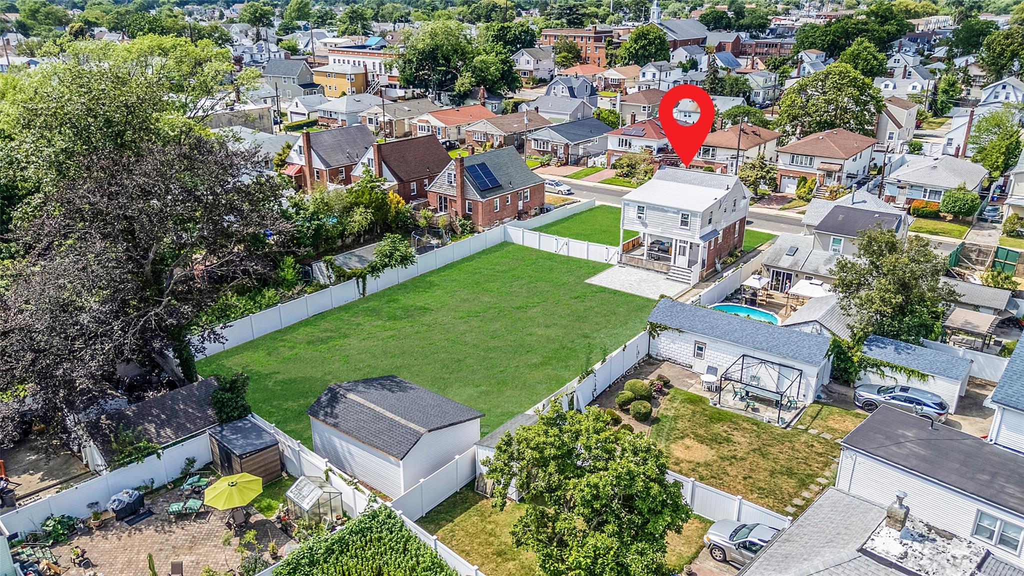 16 Felton Avenue, Valley Stream, NY 11580