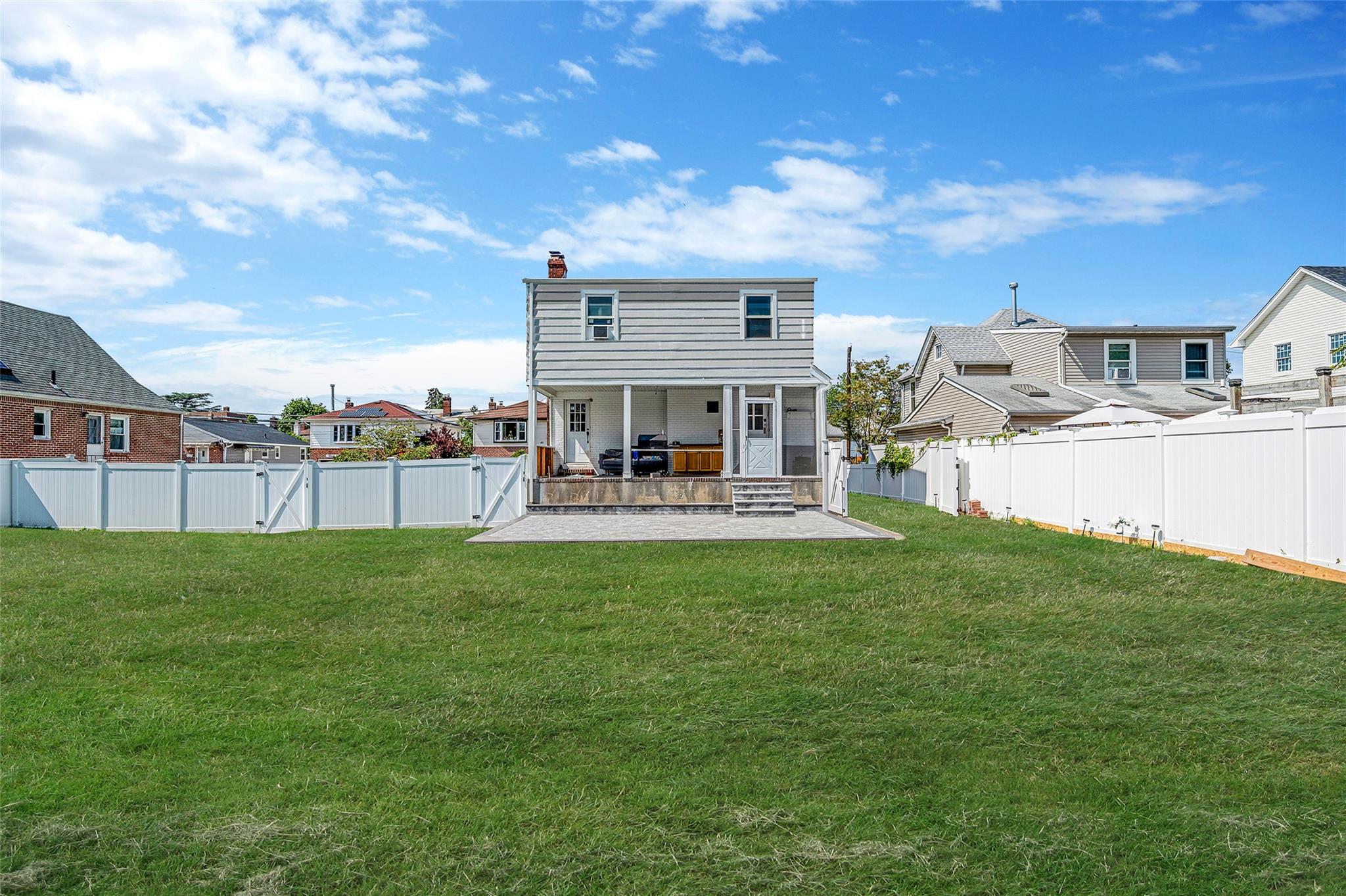 16 Felton Avenue, Valley Stream, NY 11580