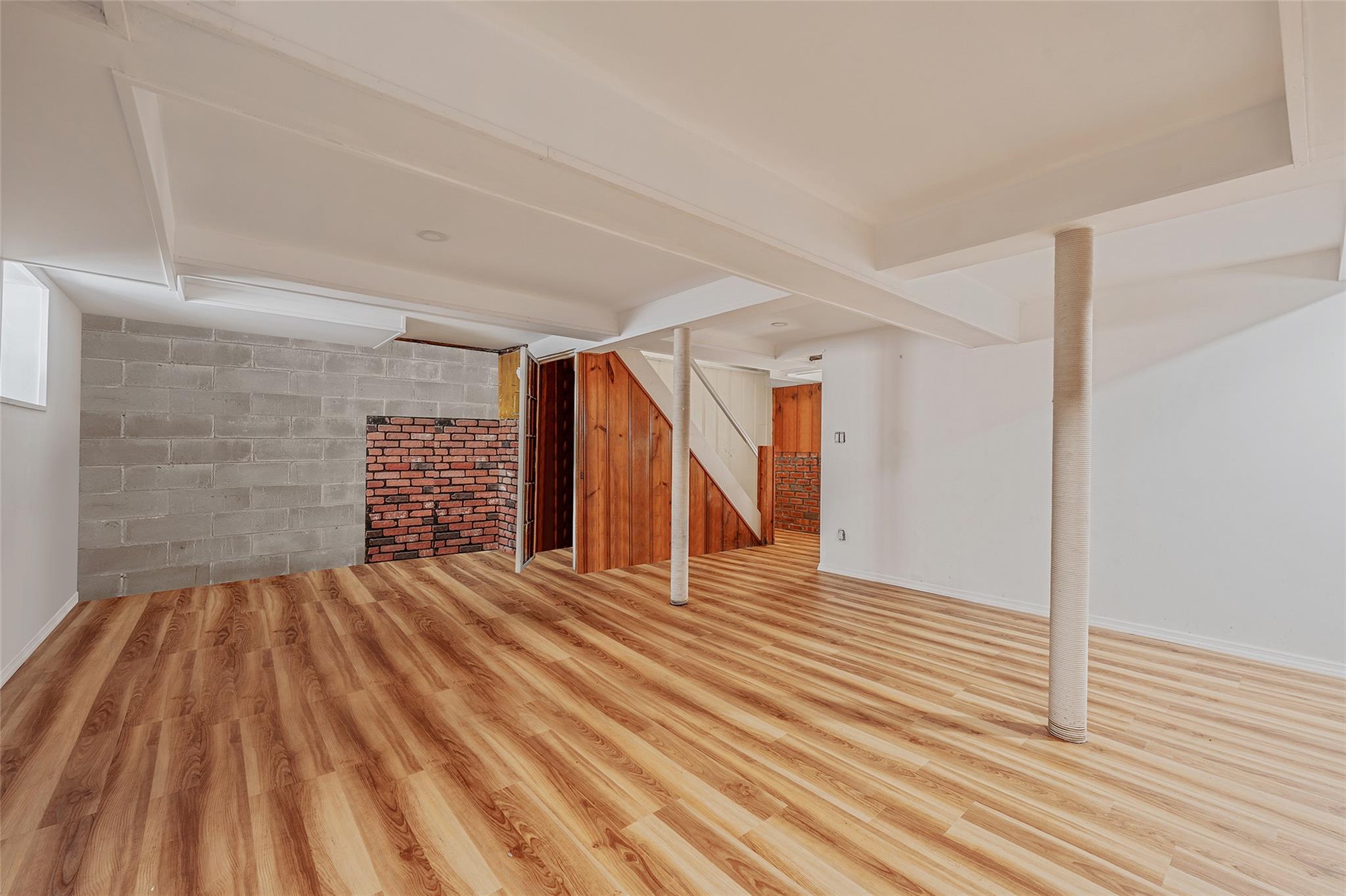 16 Felton Avenue, Valley Stream, NY 11580