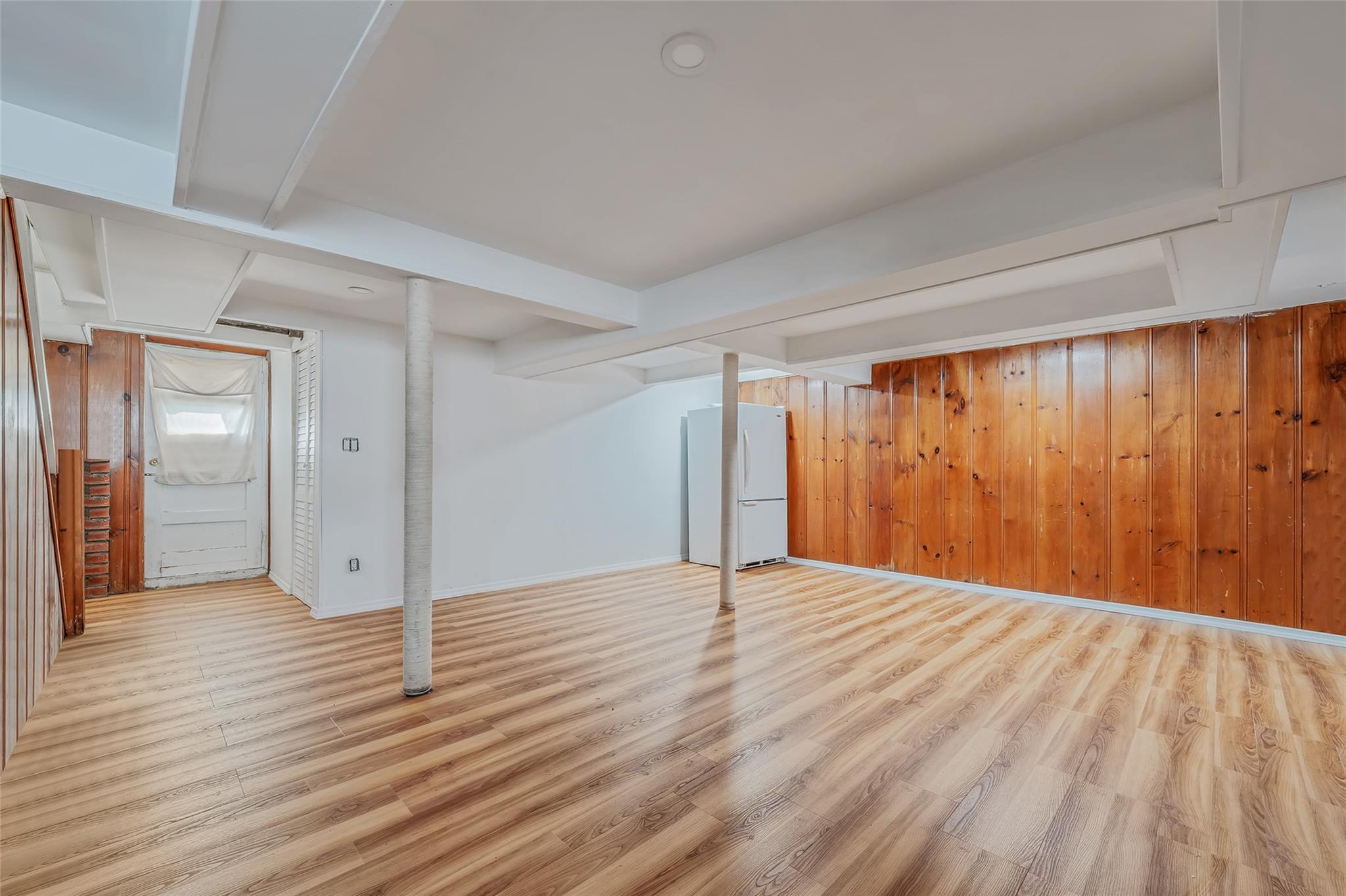 16 Felton Avenue, Valley Stream, NY 11580