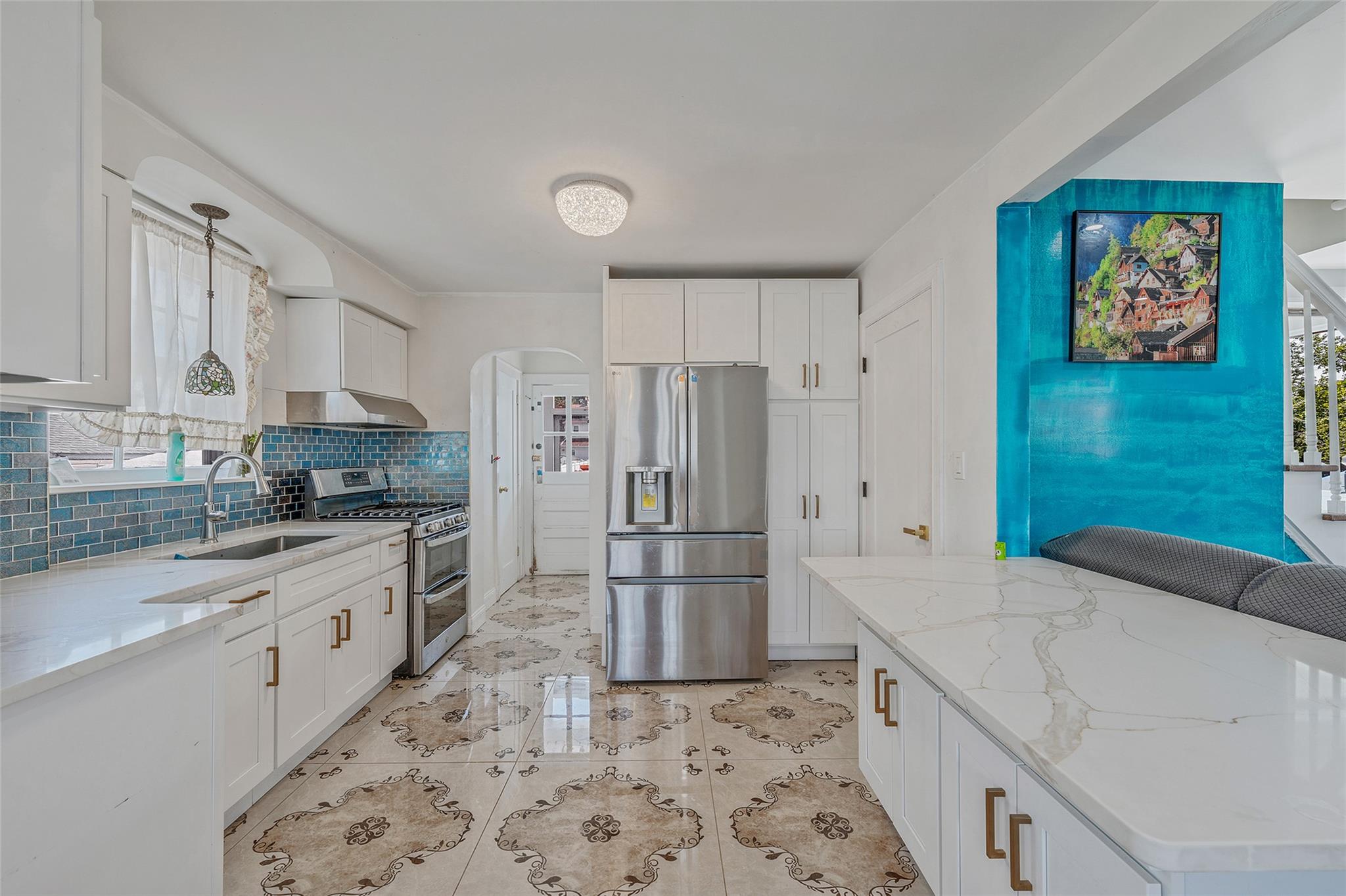 16 Felton Avenue, Valley Stream, NY 11580