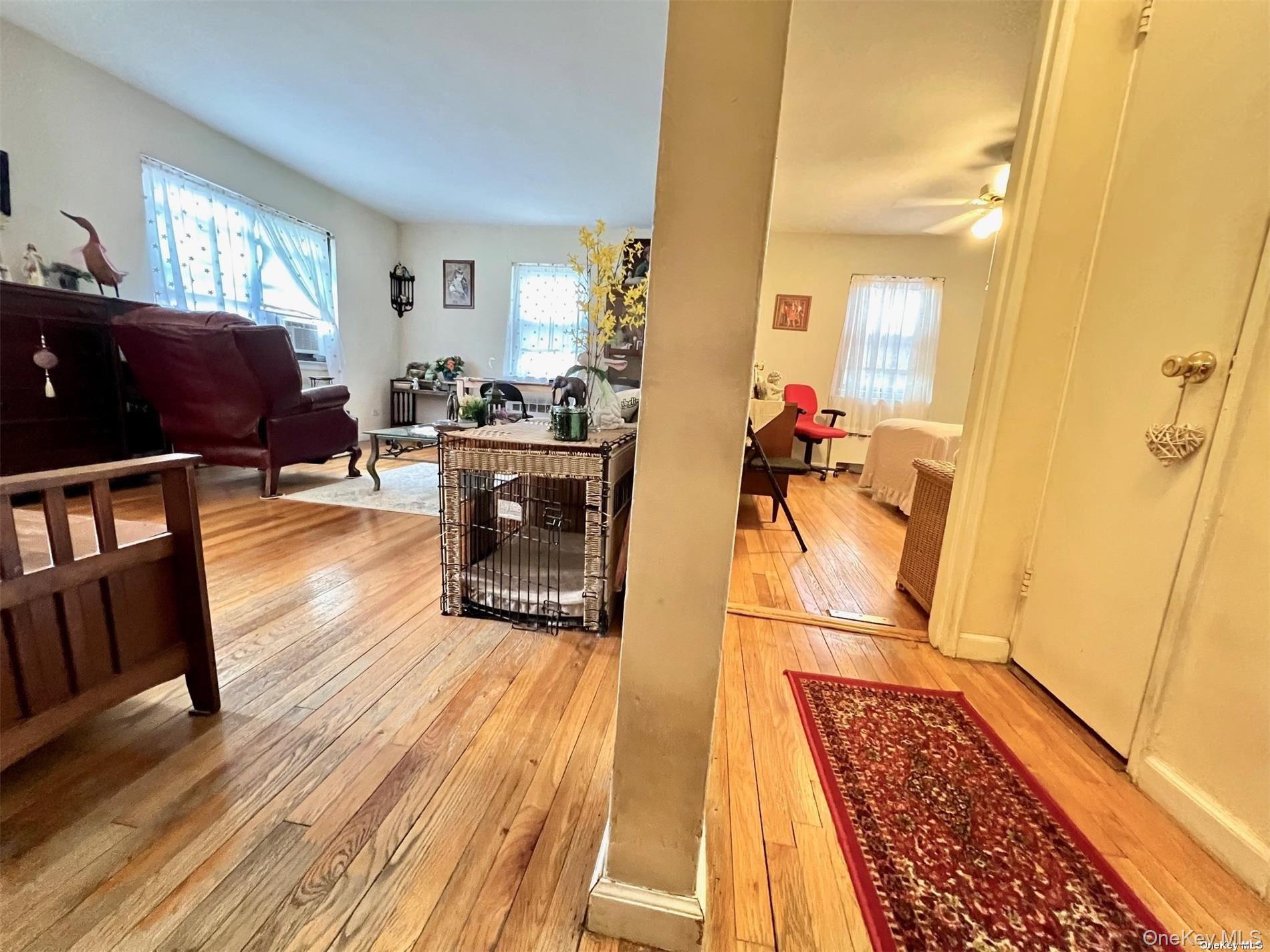 219-36 74 Avenue # 323A1, Bayside, NY 11364