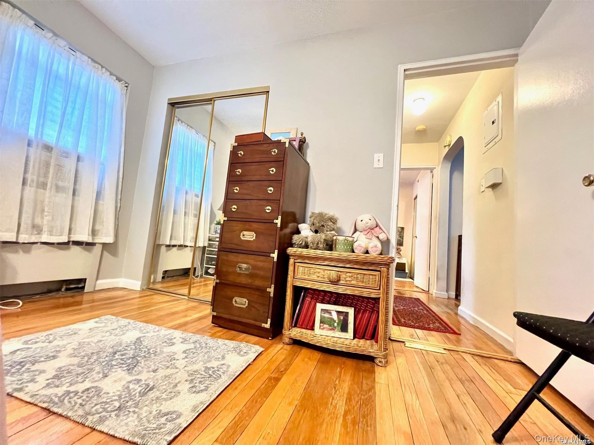 219-36 74 Avenue # 323A1, Bayside, NY 11364