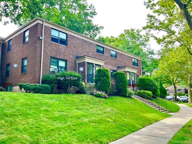 219-36 74 Avenue # 323A1, Bayside, NY 11364