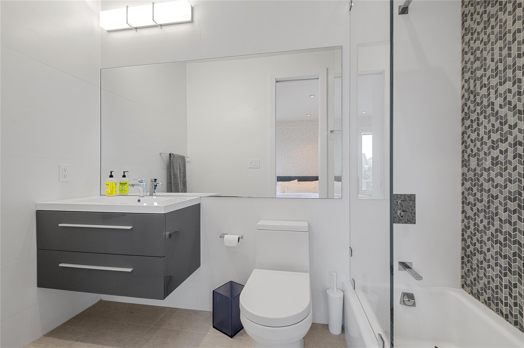 846 Dune Road, Westhampton Dunes, NY 11978