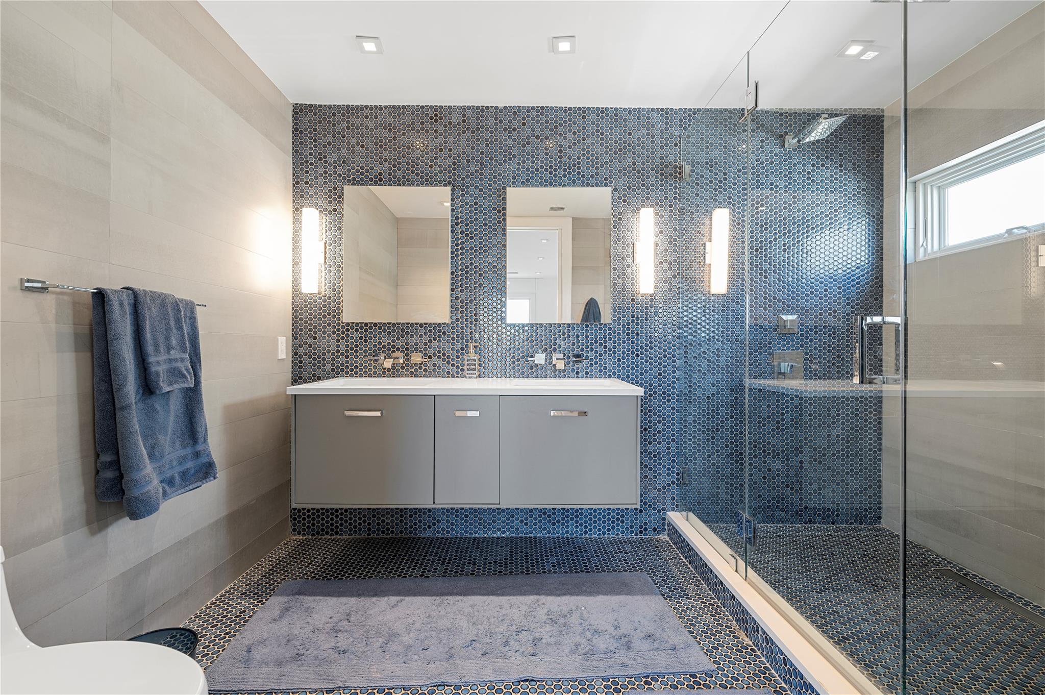 846 Dune Road, Westhampton Dunes, NY 11978