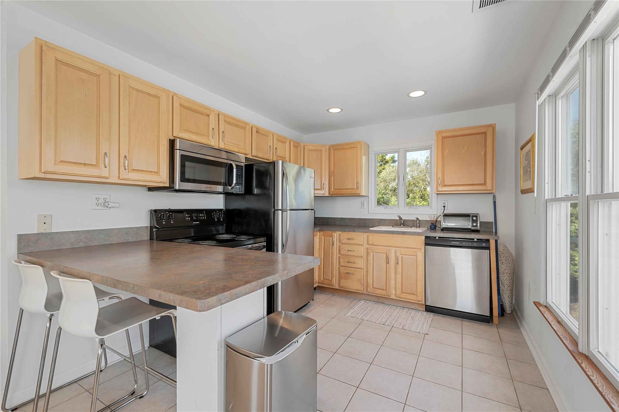 846 Dune Road, Westhampton Dunes, NY 11978