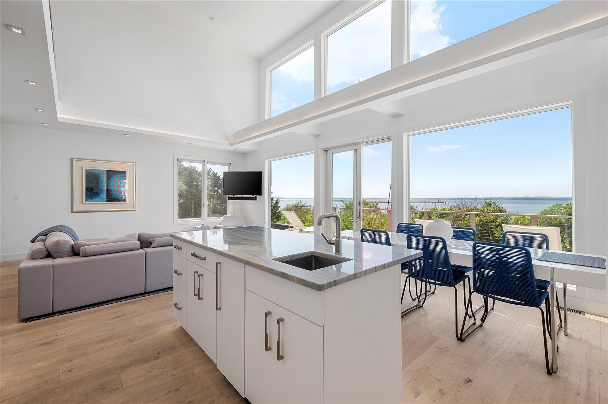 846 Dune Road, Westhampton Dunes, NY 11978