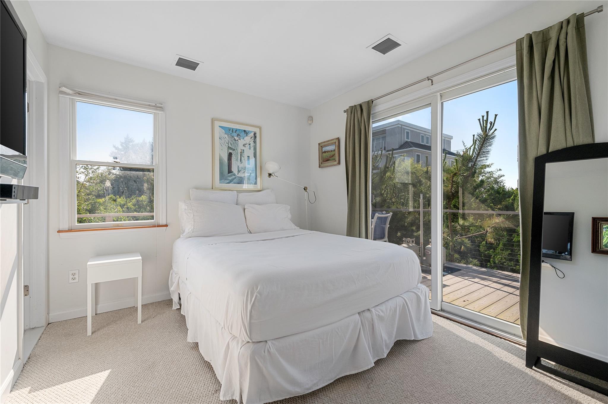 846 Dune Road, Westhampton Dunes, NY 11978