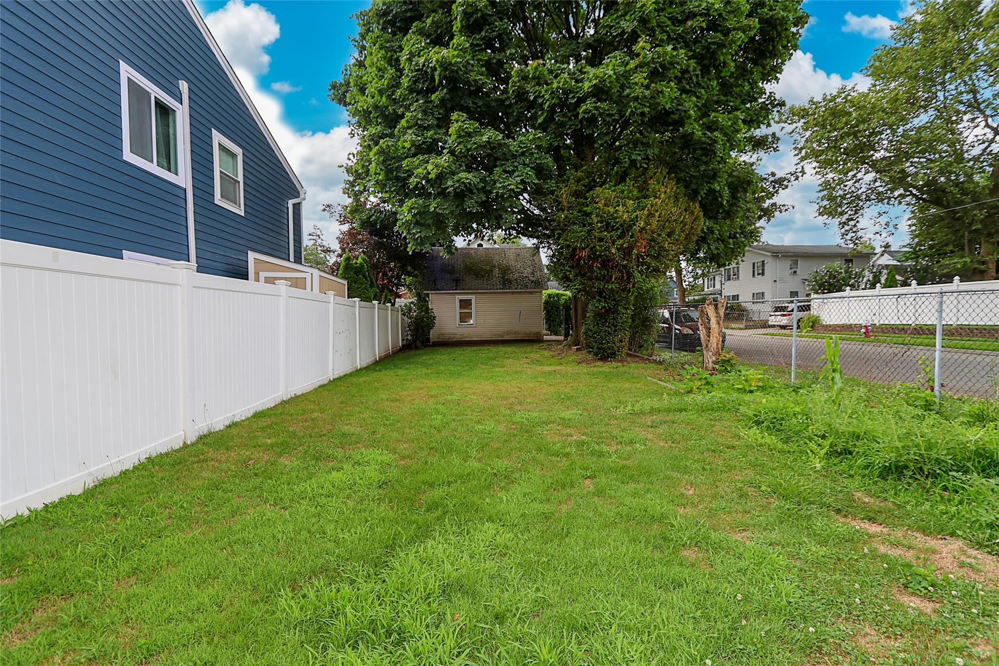 46 Coles Street, Glen Cove, NY 11542