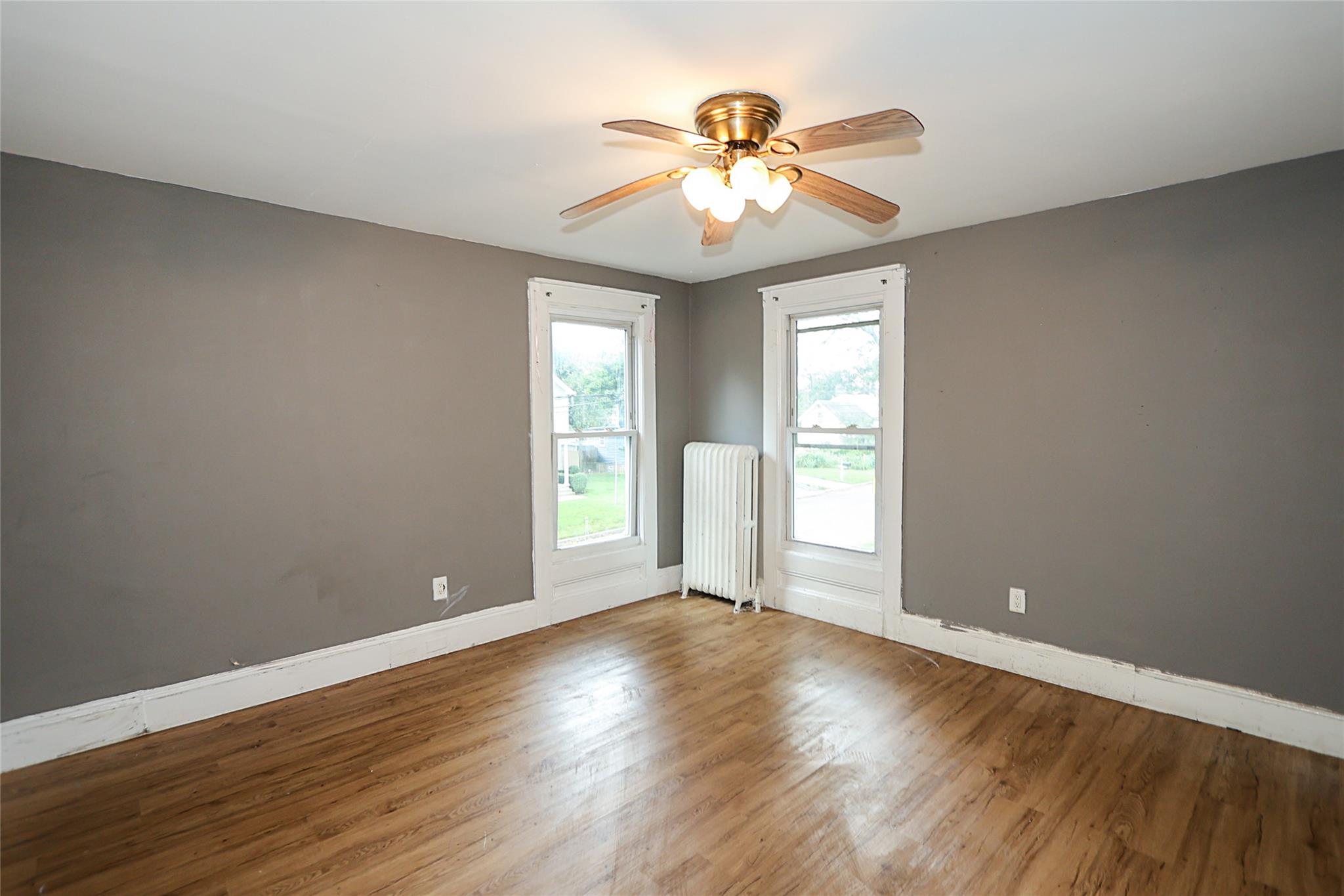 46 Coles Street, Glen Cove, NY 11542