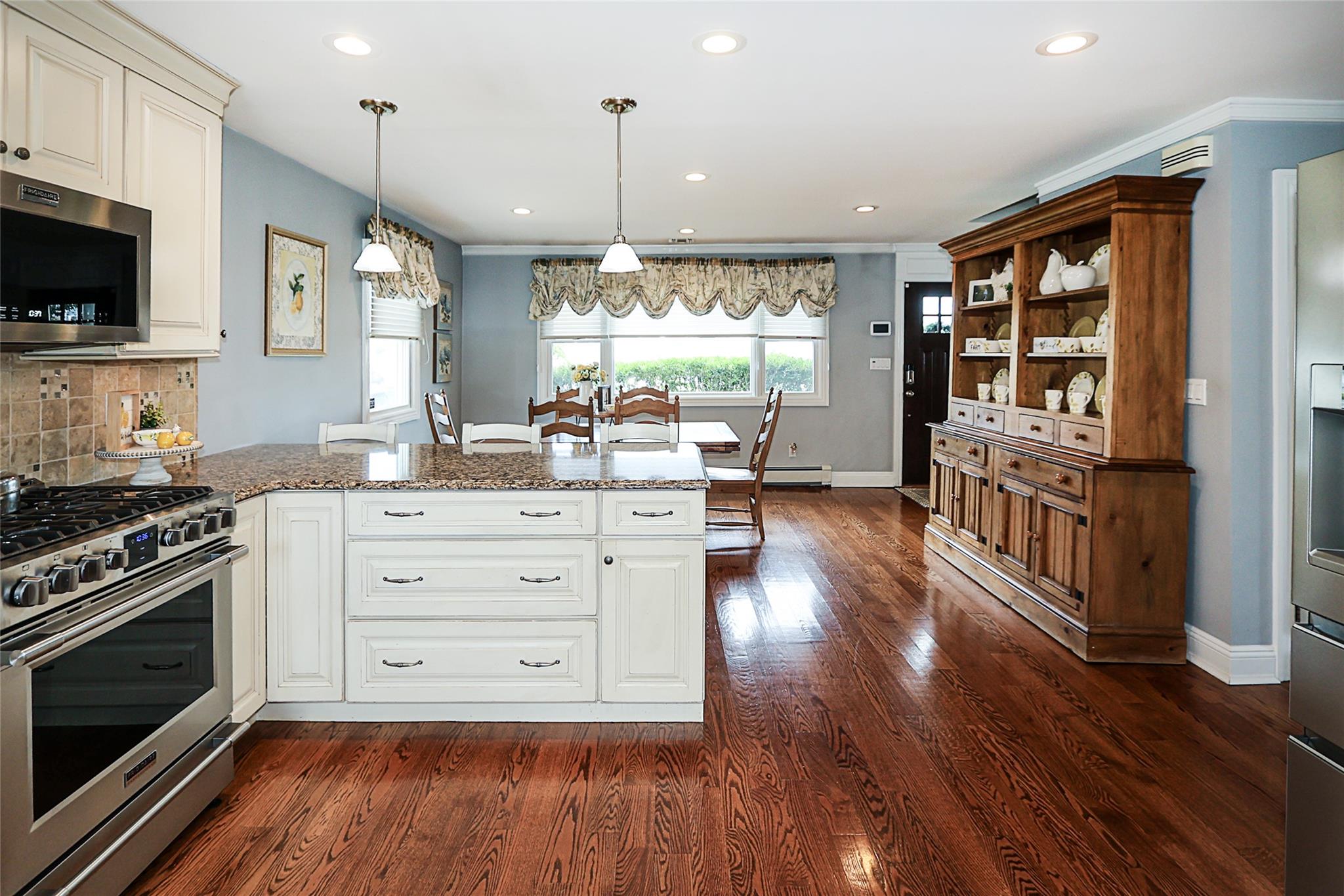 175 Division Avenue, Massapequa, NY 11758