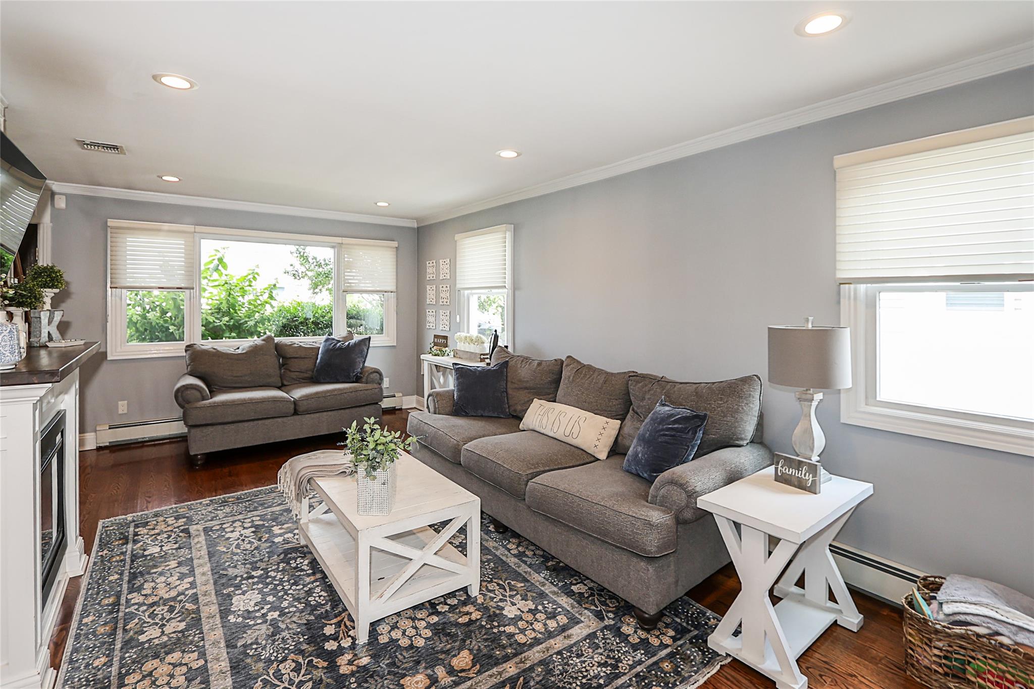 175 Division Avenue, Massapequa, NY 11758