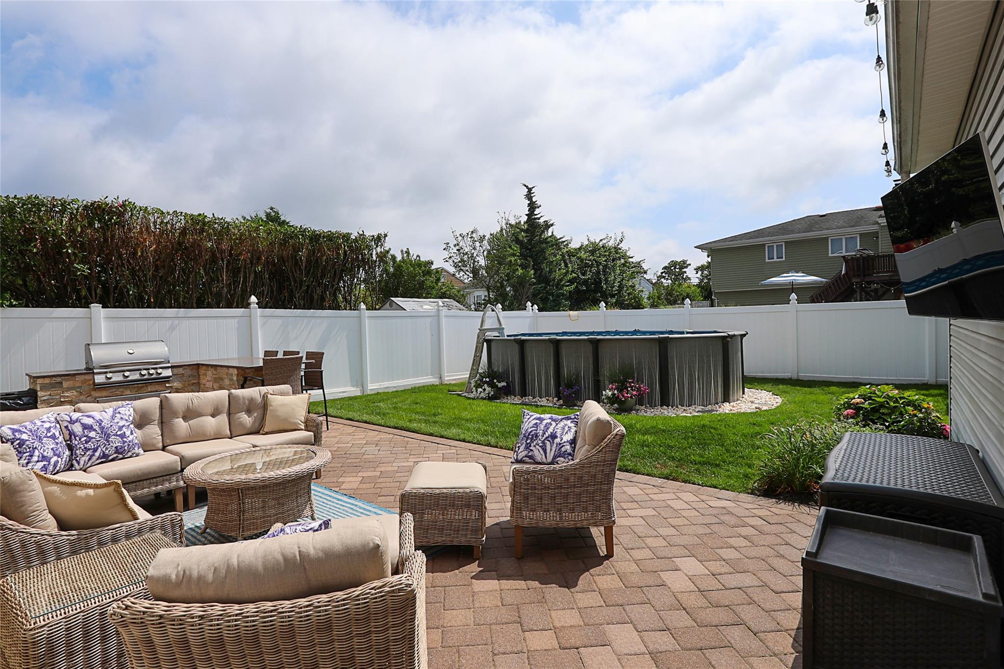 175 Division Avenue, Massapequa, NY 11758