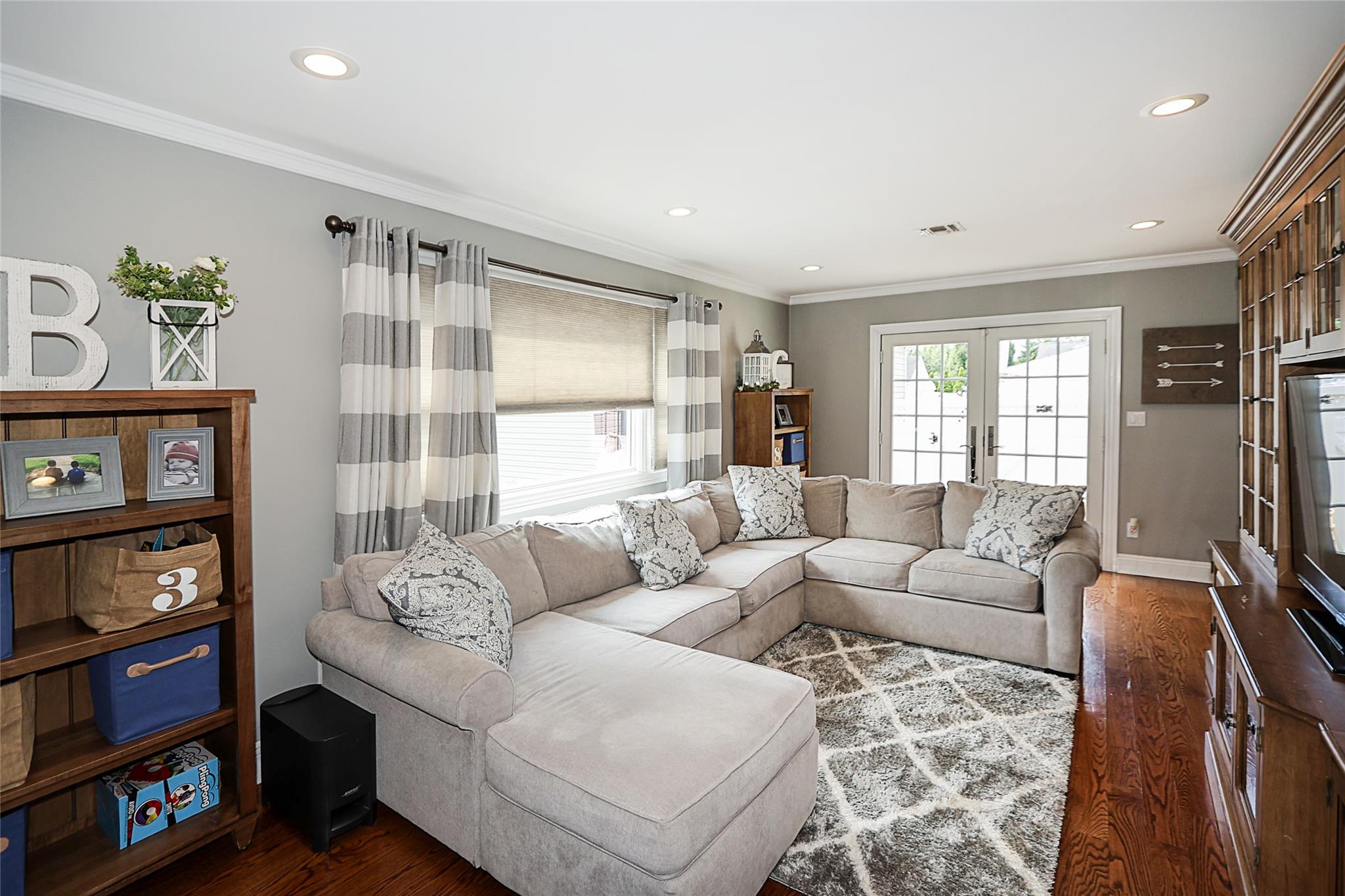 175 Division Avenue, Massapequa, NY 11758