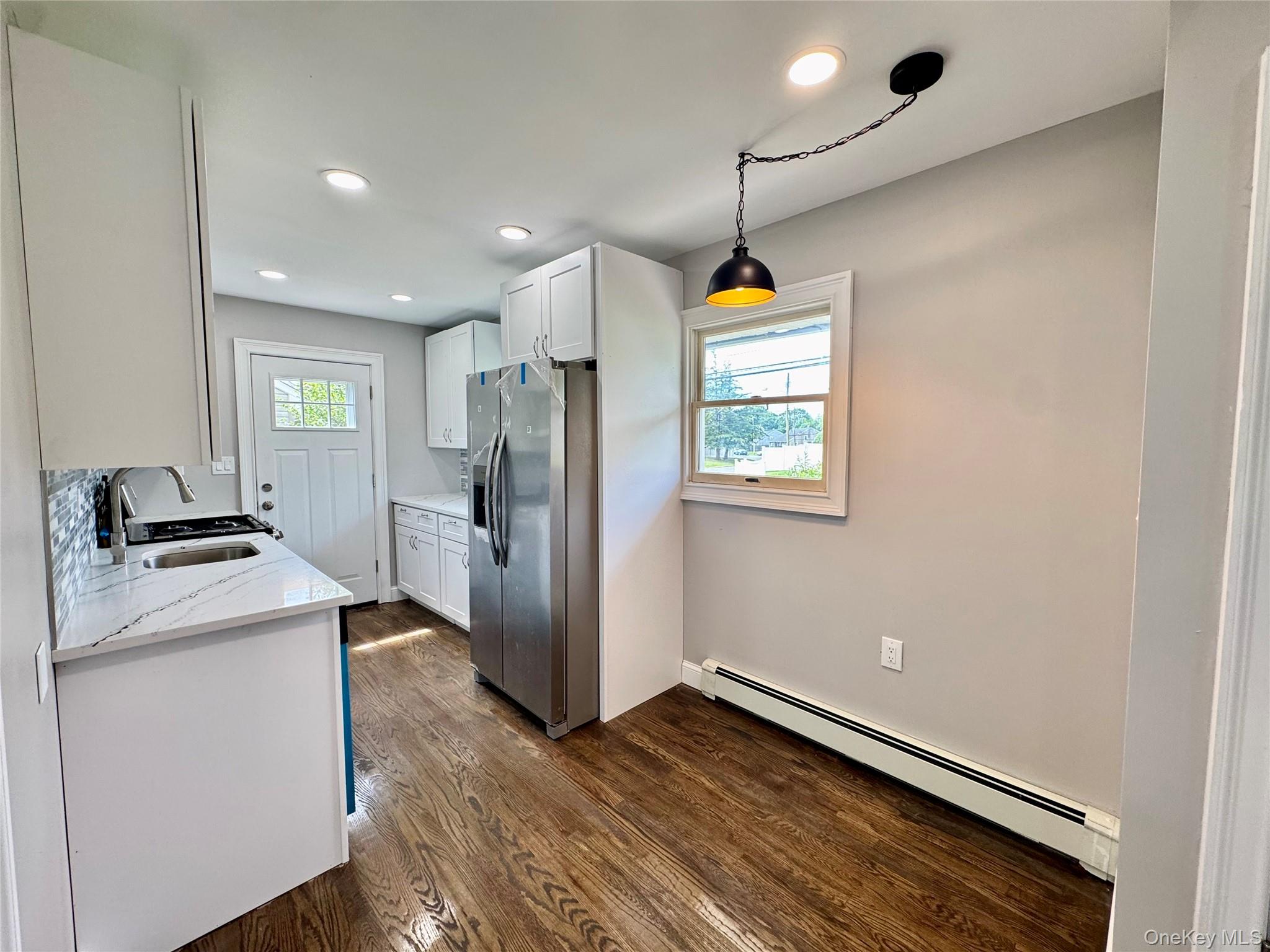 33 Princeton Street, Bay Shore, NY 11706