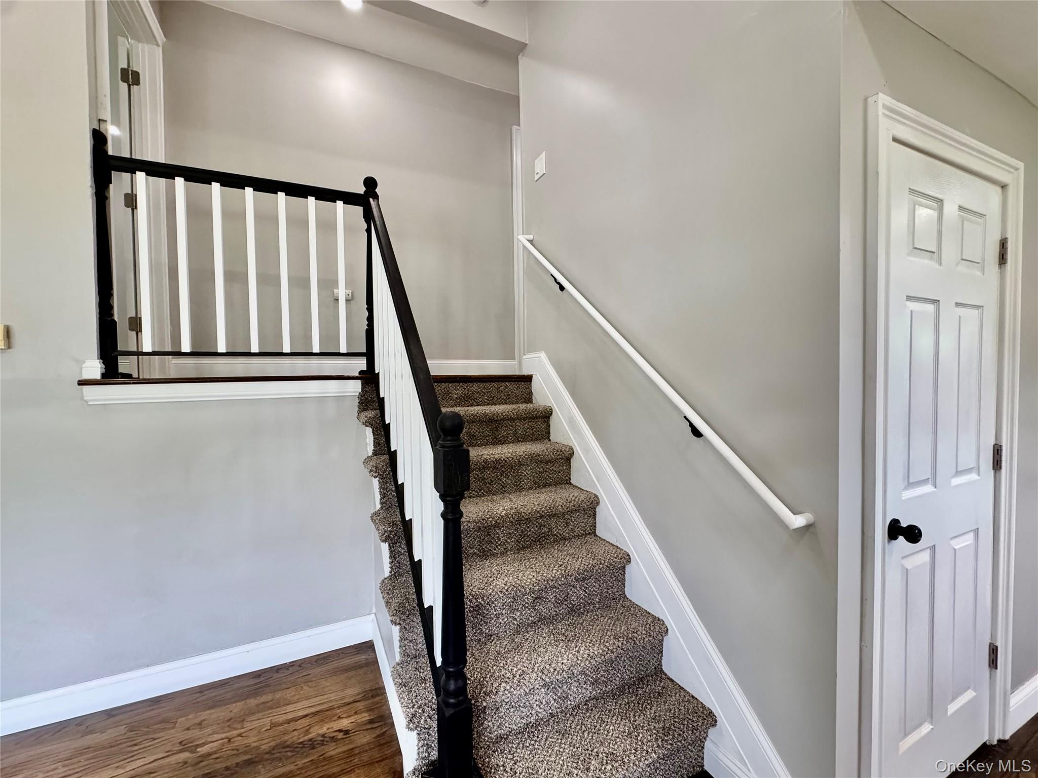 33 Princeton Street, Bay Shore, NY 11706