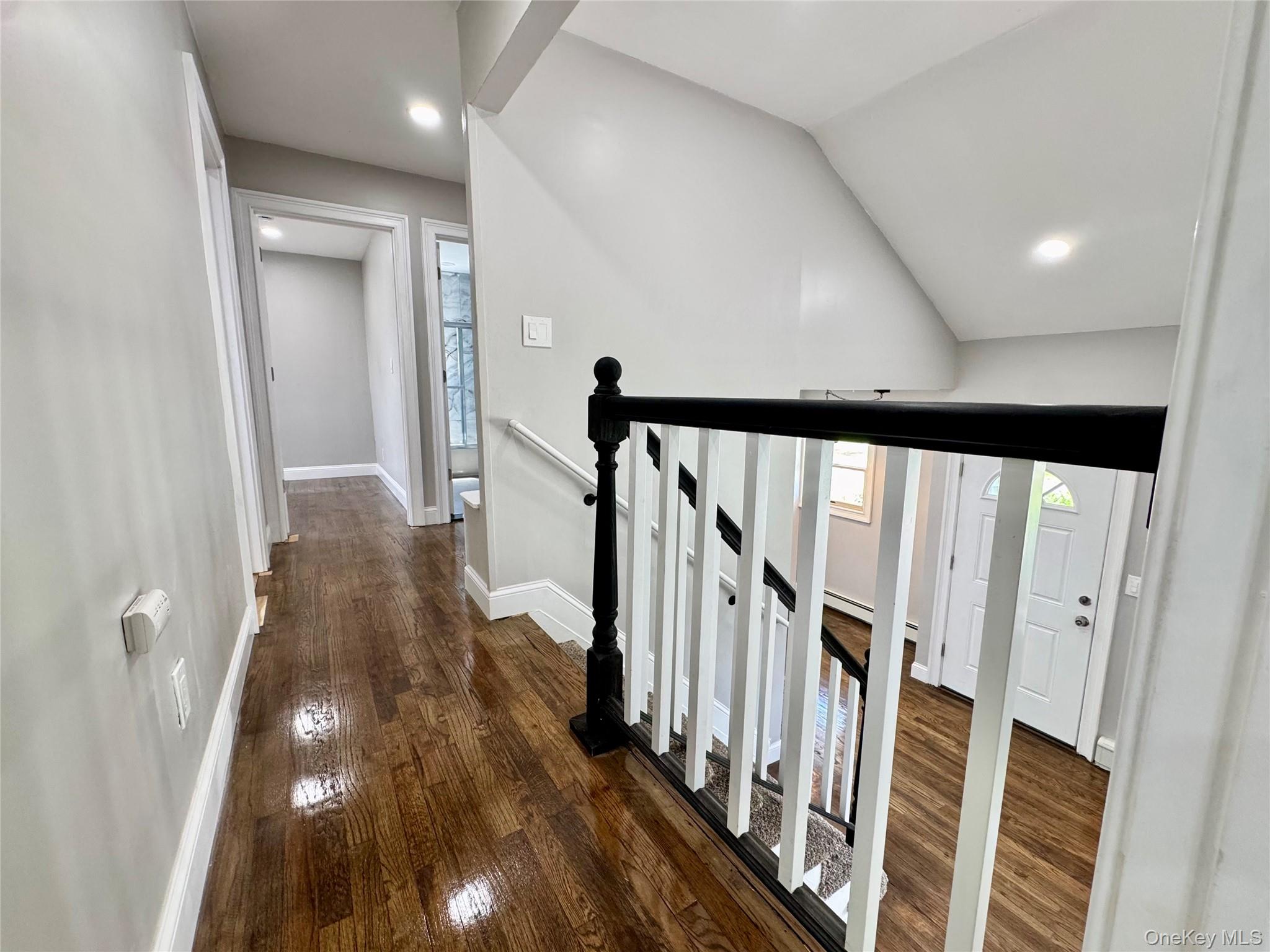 33 Princeton Street, Bay Shore, NY 11706