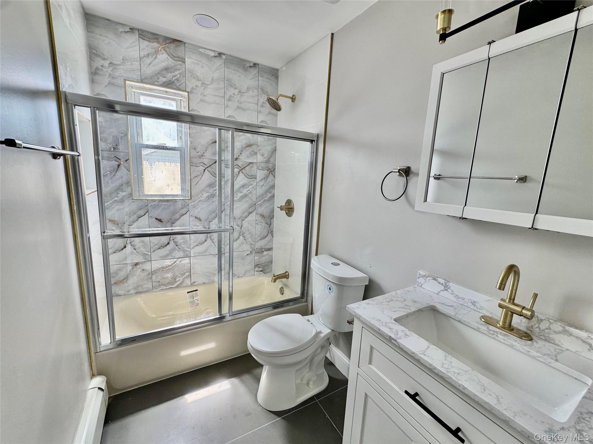 33 Princeton Street, Bay Shore, NY 11706