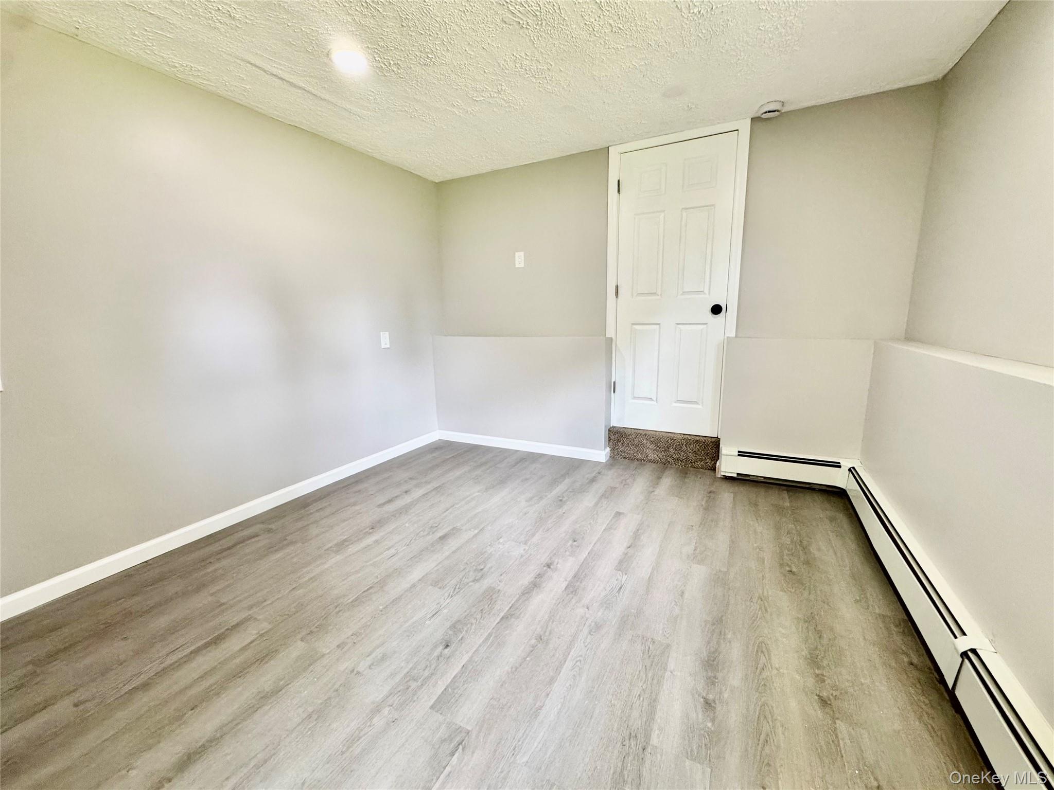 33 Princeton Street, Bay Shore, NY 11706