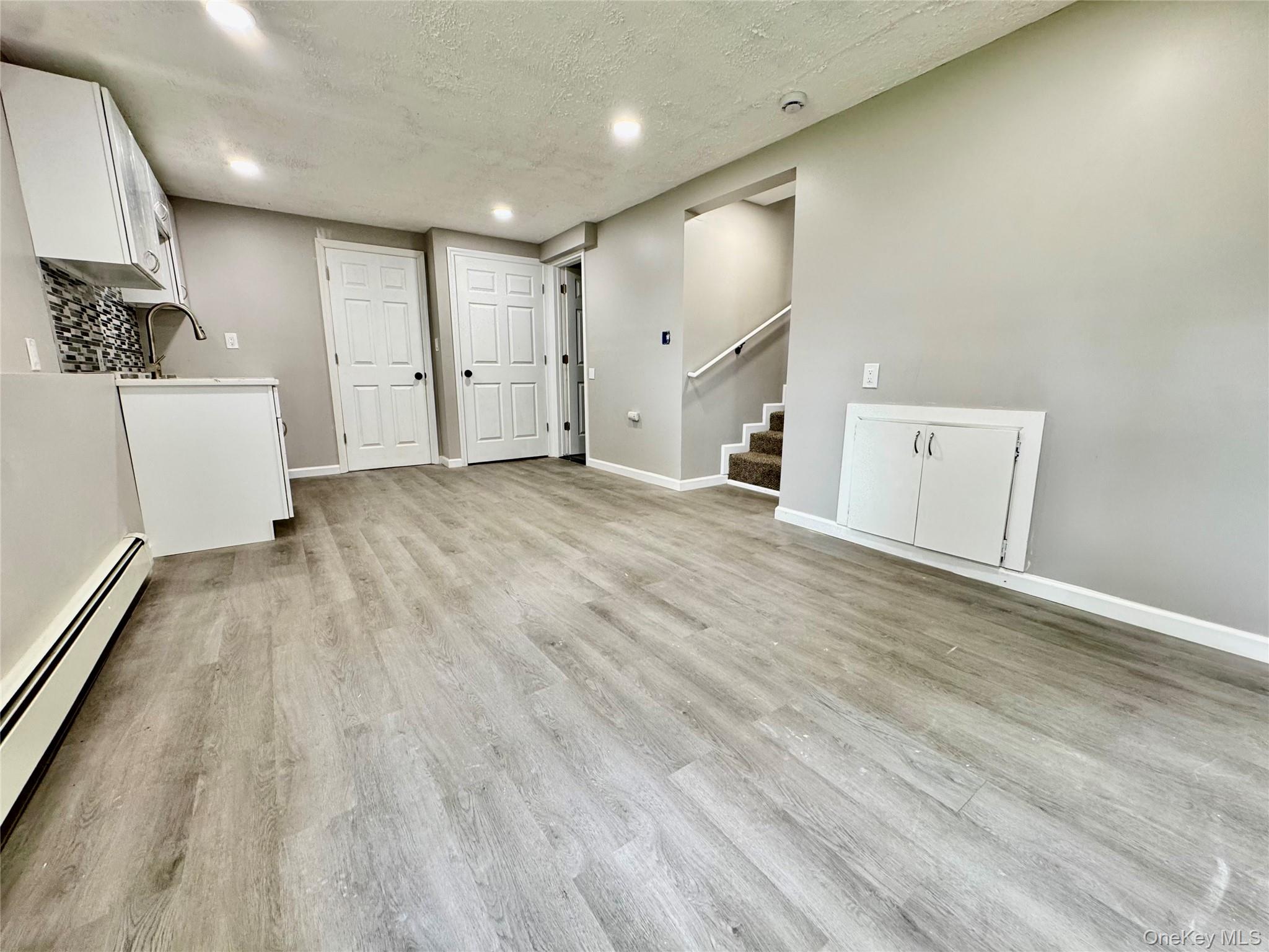 33 Princeton Street, Bay Shore, NY 11706