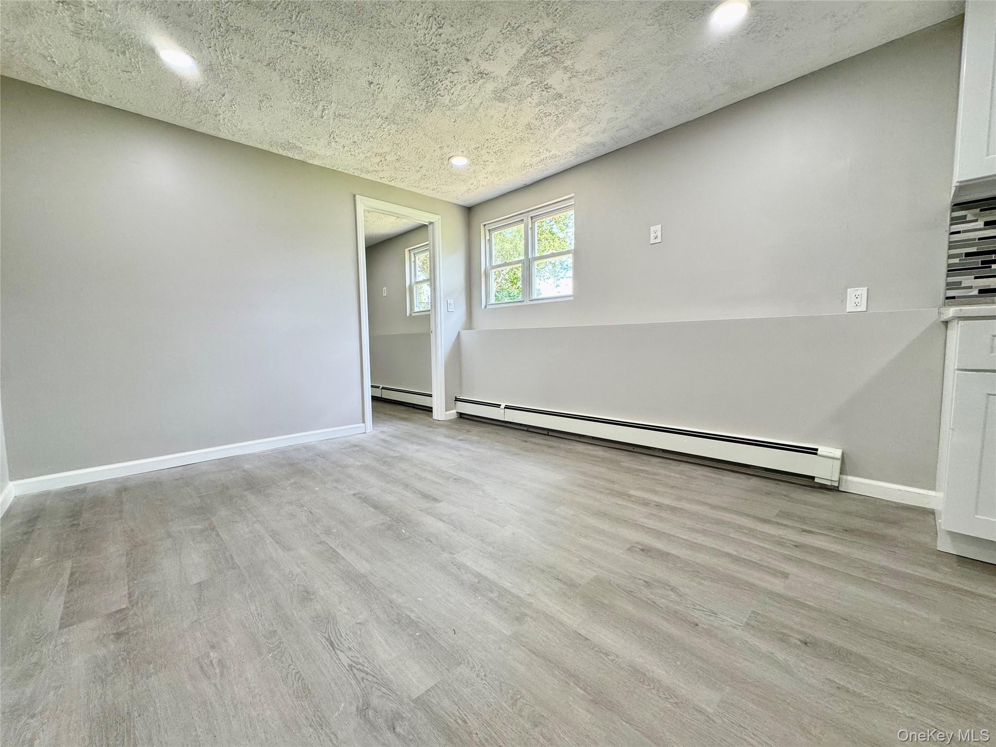 33 Princeton Street, Bay Shore, NY 11706