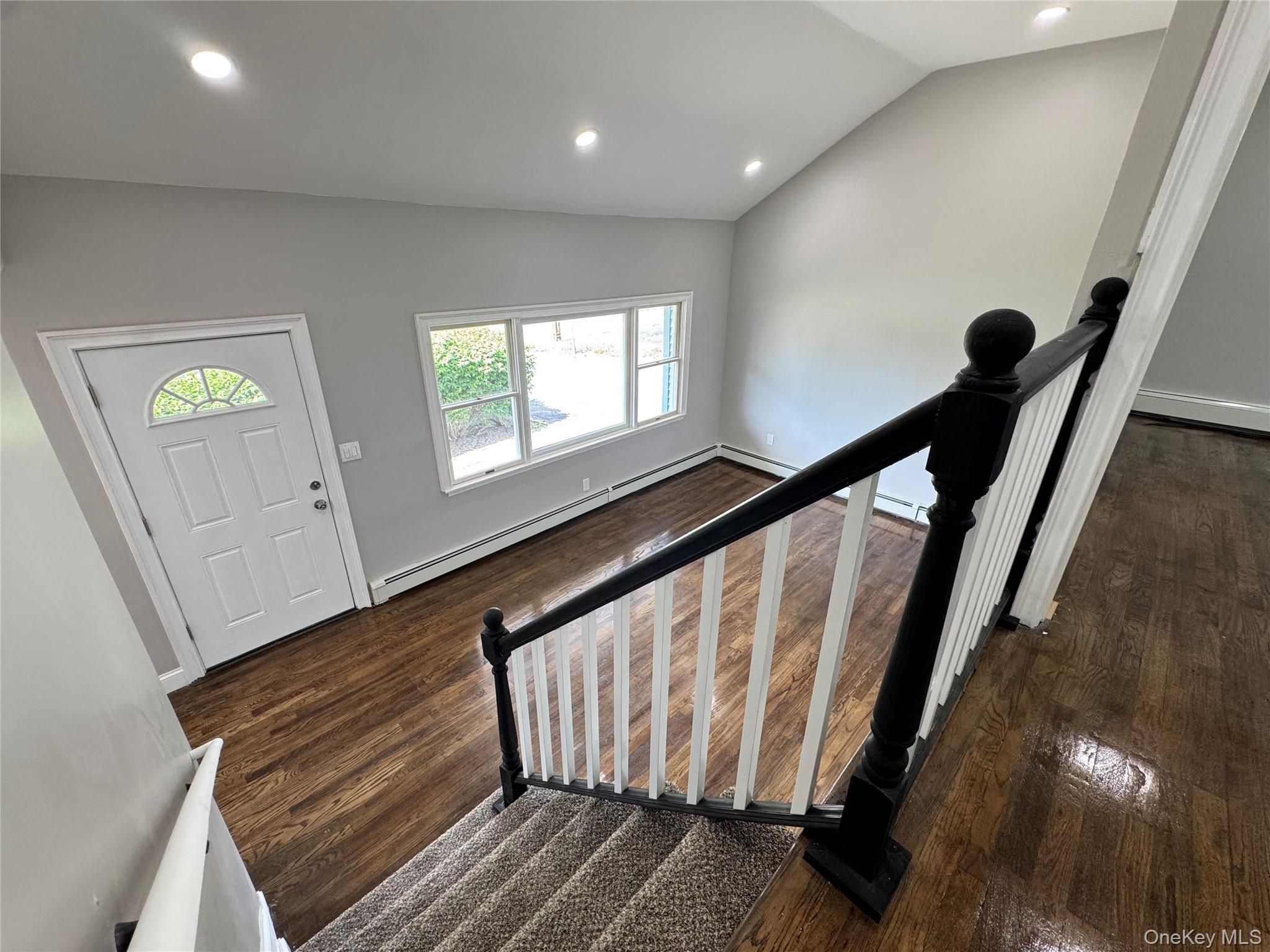 33 Princeton Street, Bay Shore, NY 11706