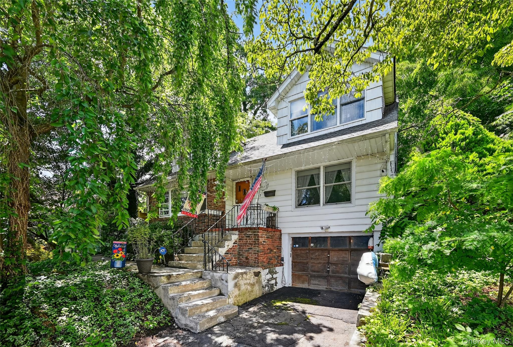 13 Lindbergh Lane, New City, NY 10956