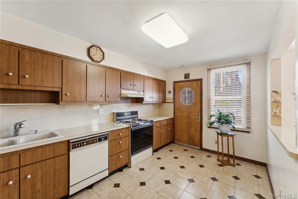 98-02 Corona Avenue, Corona, NY 11368