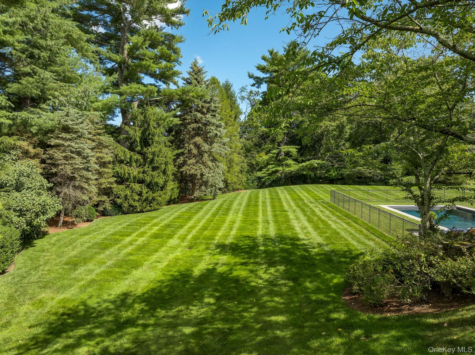 10 Copper Beech Road, Greenwich, CT 06830