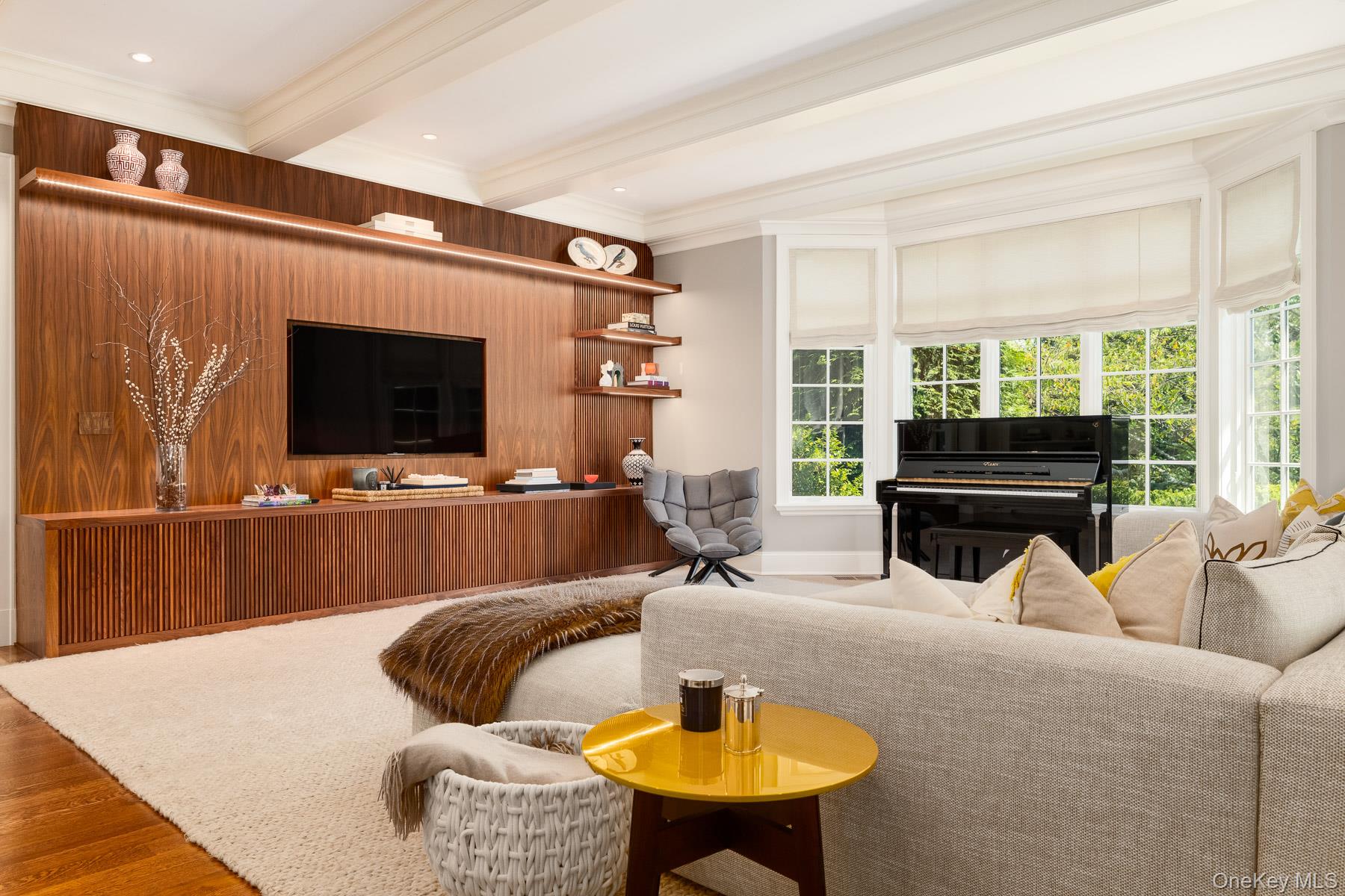 10 Copper Beech Road, Greenwich, CT 06830