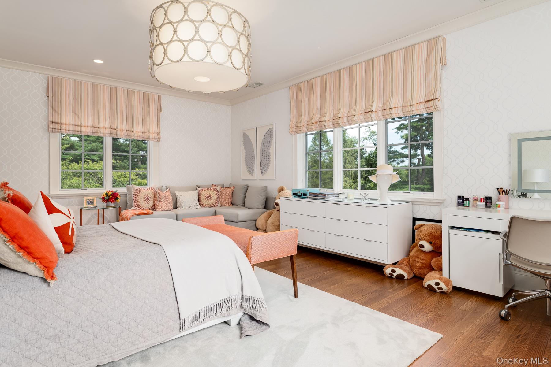 10 Copper Beech Road, Greenwich, CT 06830