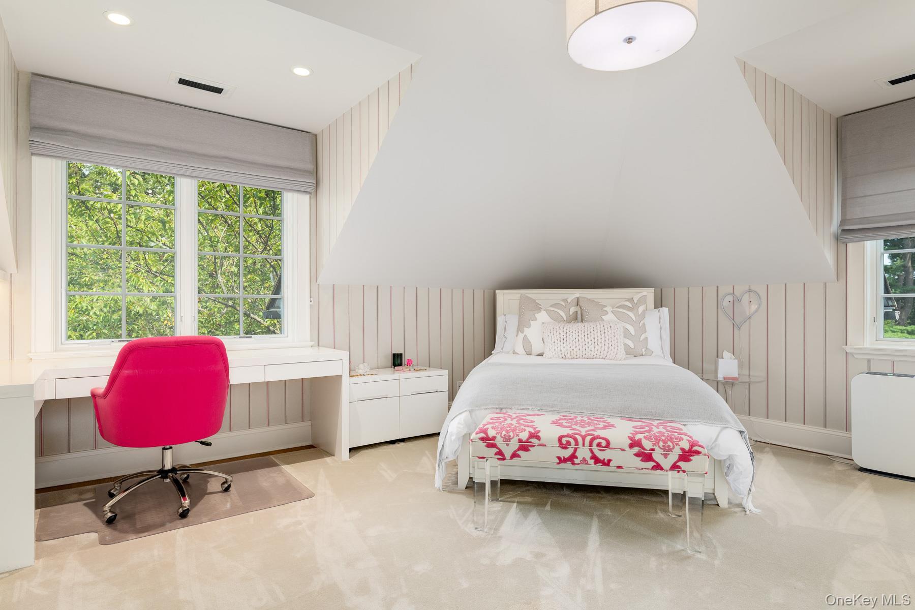 10 Copper Beech Road, Greenwich, CT 06830